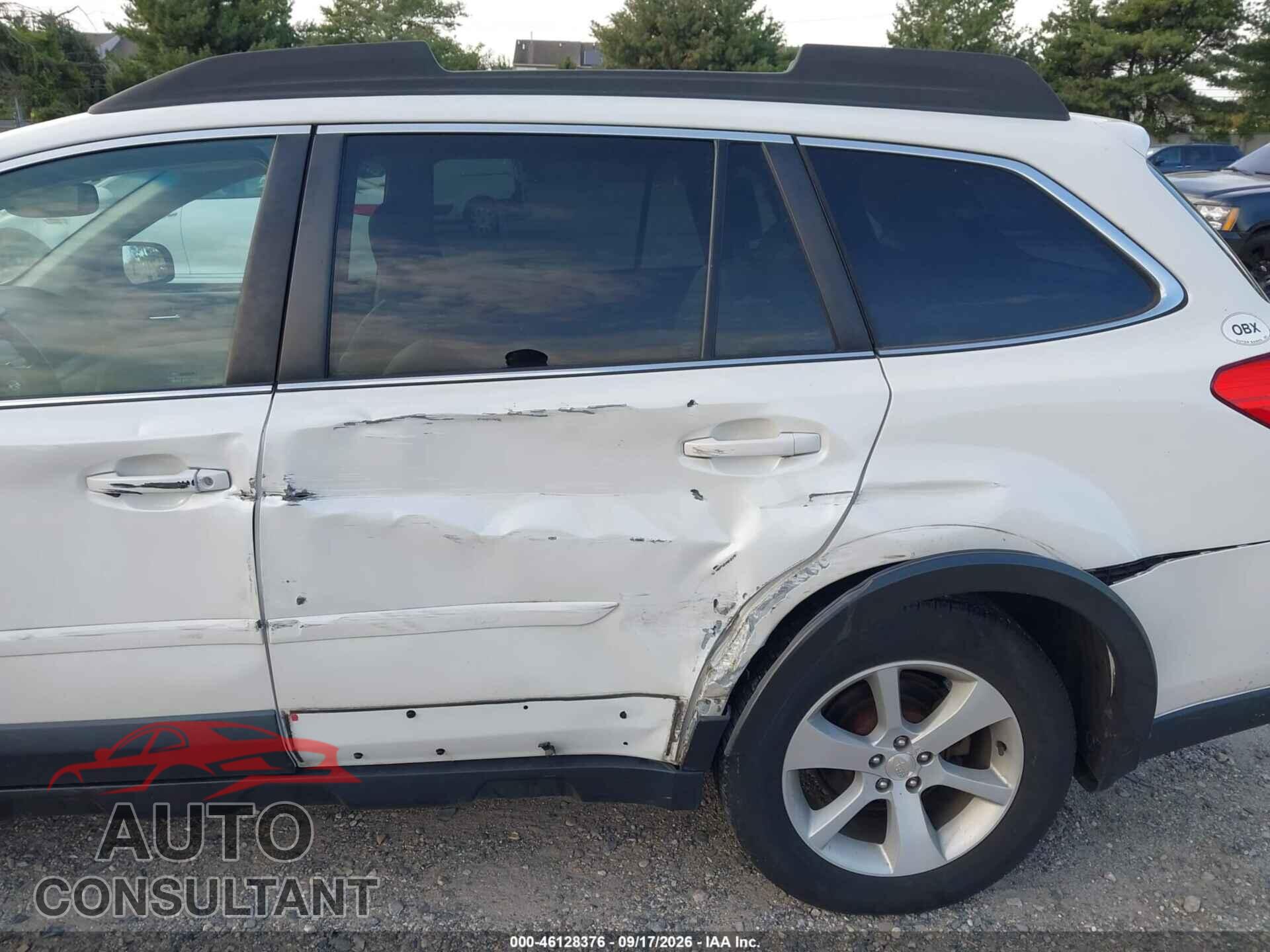 SUBARU OUTBACK 2014 - 4S4BRBLC4E3328121