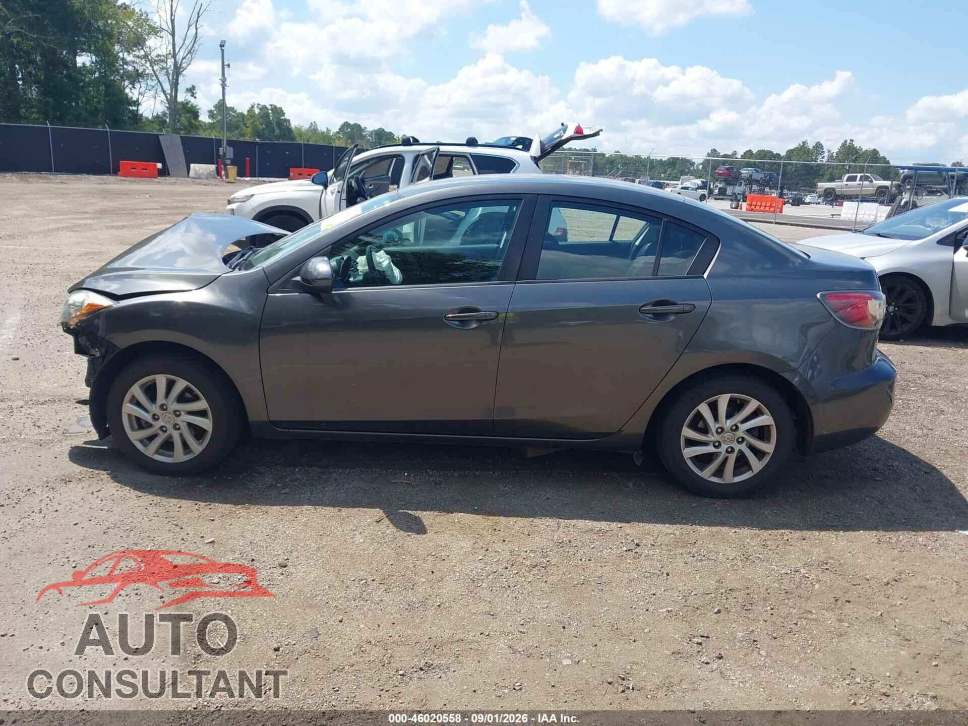 MAZDA MAZDA3 2012 - JM1BL1V71C1684809