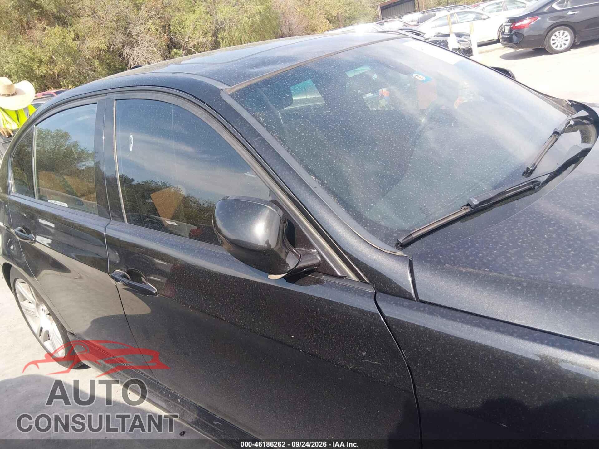BMW 328I 2011 - WBAPH7G57BNN04548