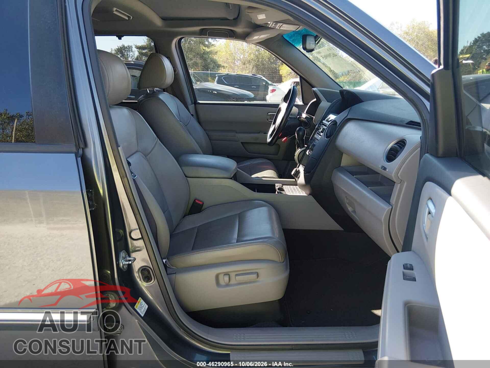 HONDA PILOT 2012 - 5FNYF3H90CB021829