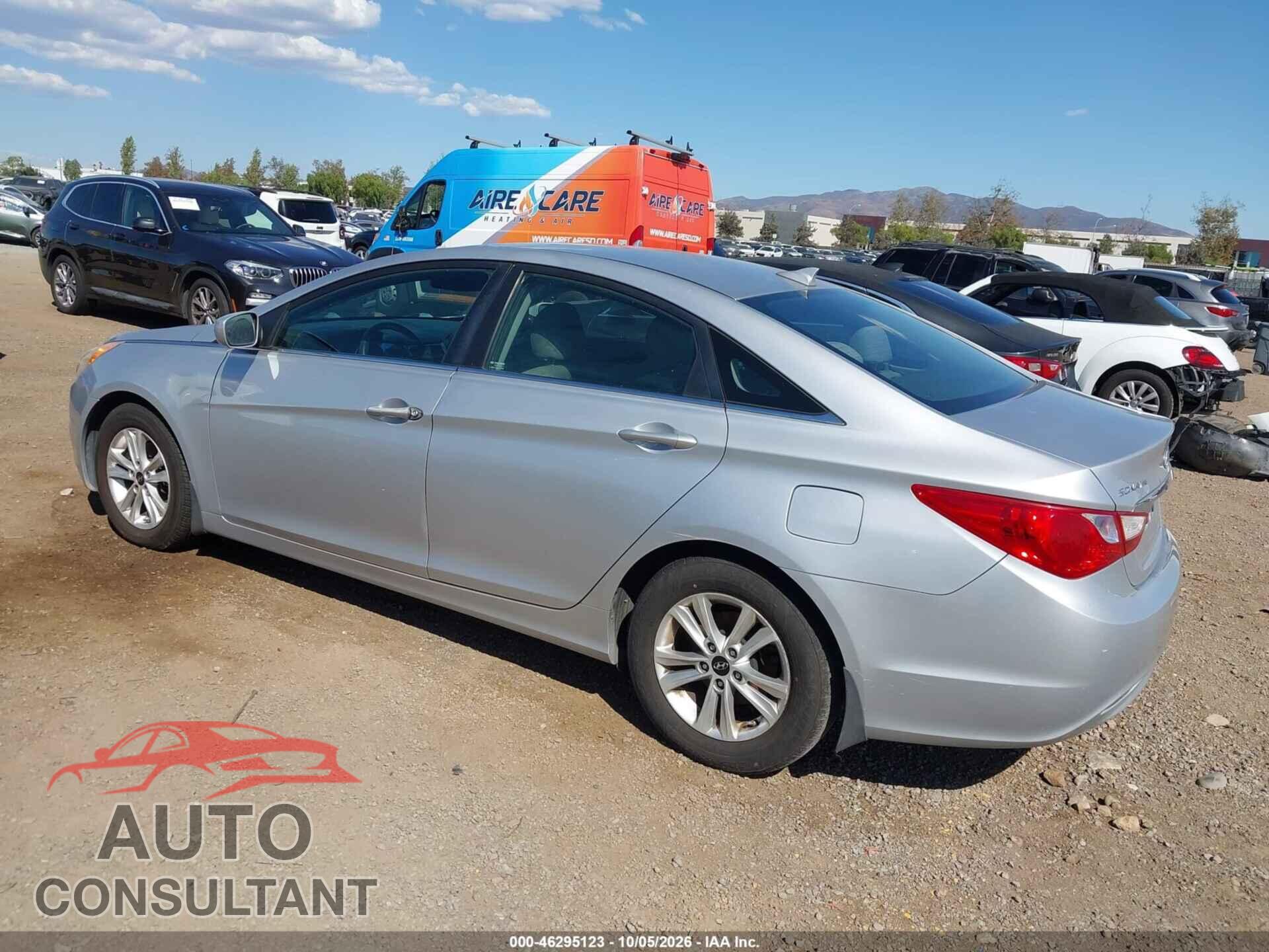 HYUNDAI SONATA 2013 - 5NPEB4AC2DH689452