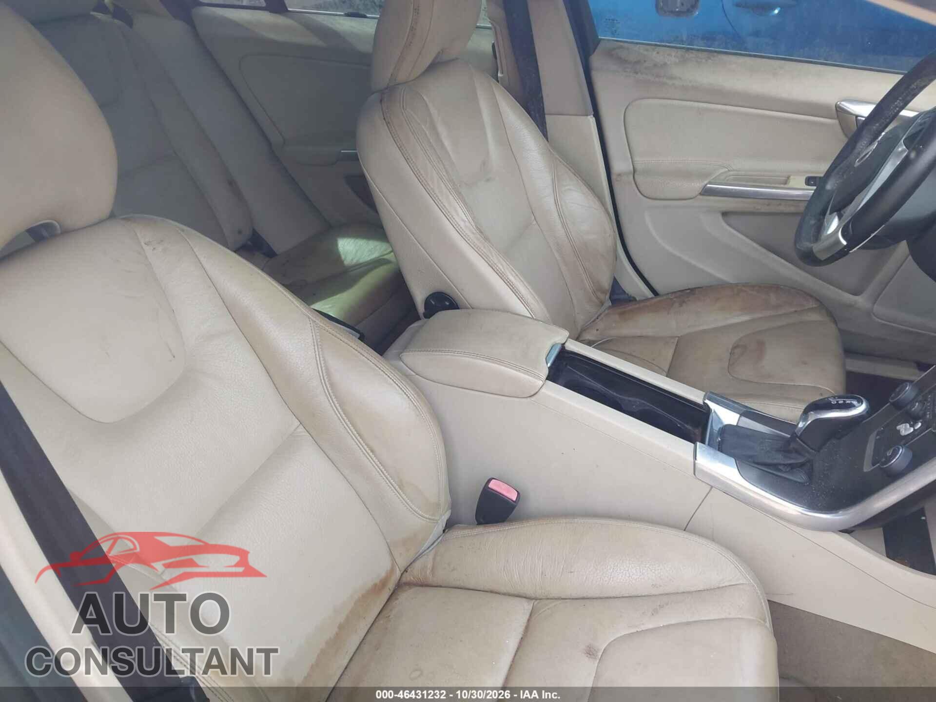 VOLVO S60 2014 - YV1612FH5E2281184