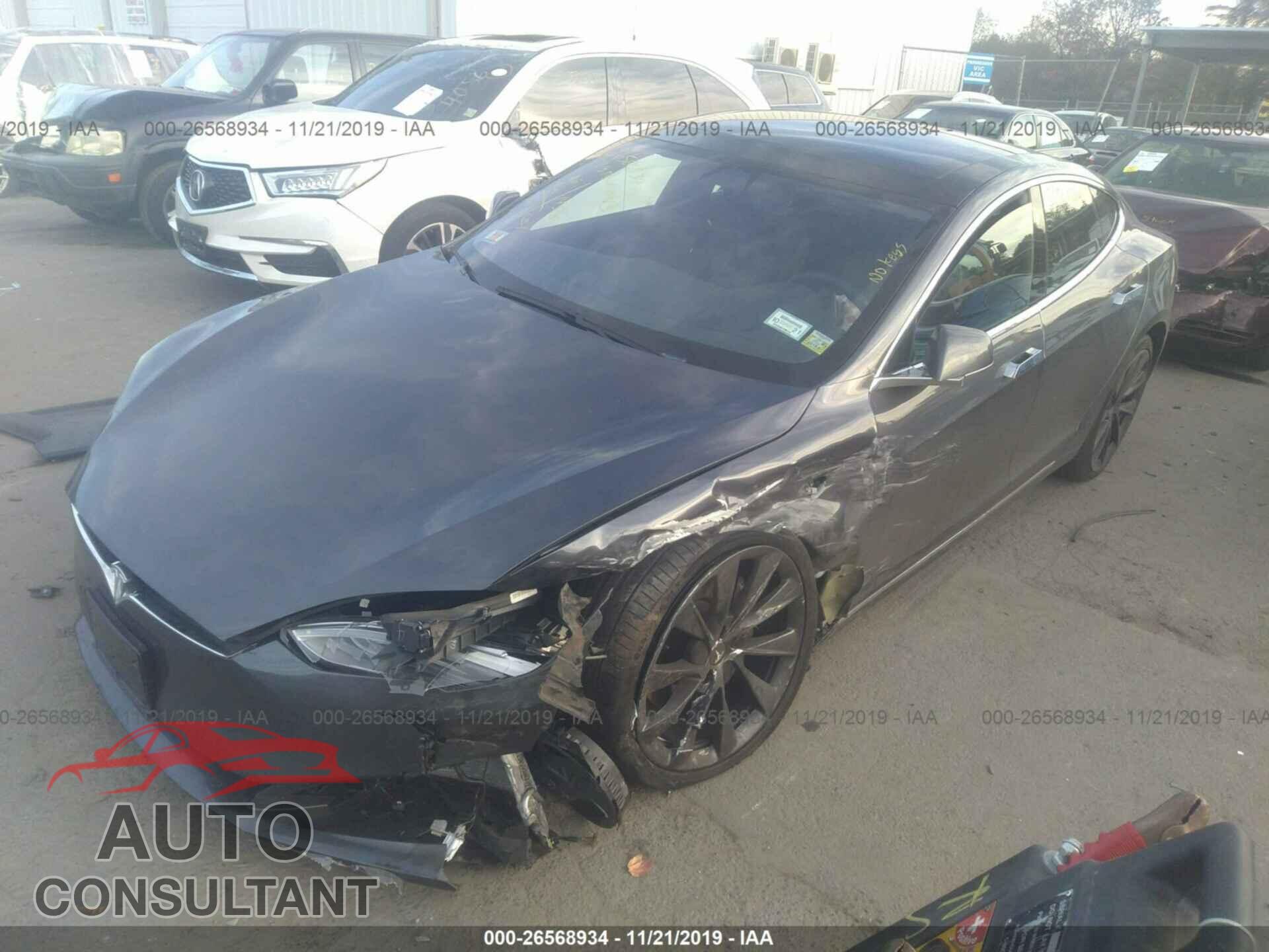 TESLA MODEL S 2018 - 5YJSA1E23JF294471
