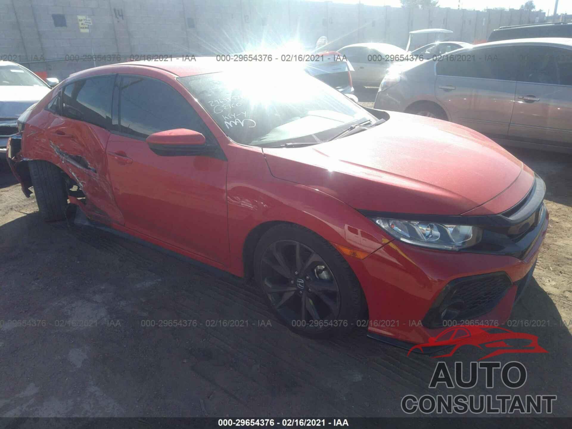 HONDA CIVIC HATCHBACK 2018 - SHHFK7H43JU426173
