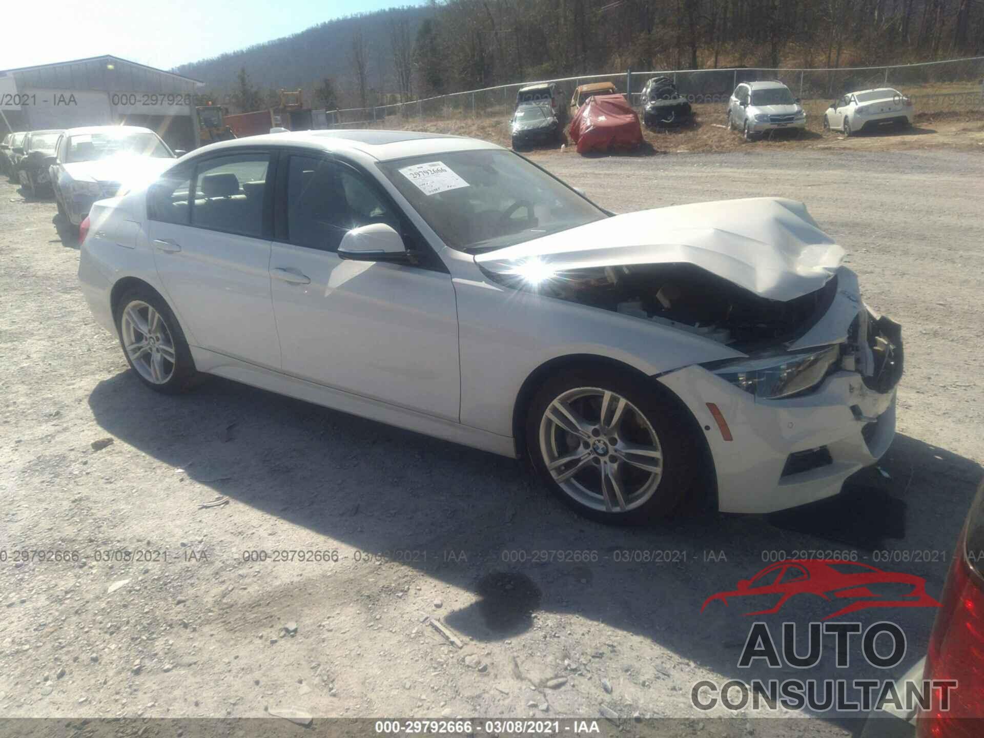 BMW 3 SERIES 2016 - WBA8B7G52GNT14220