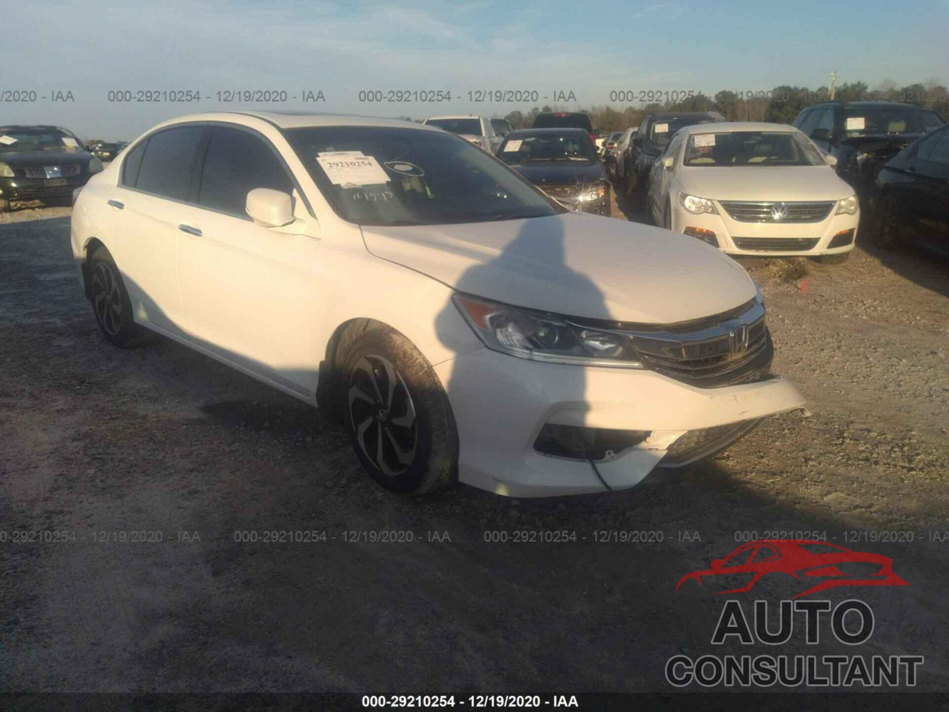 HONDA ACCORD SEDAN 2016 - 1HGCR3F86GA000494