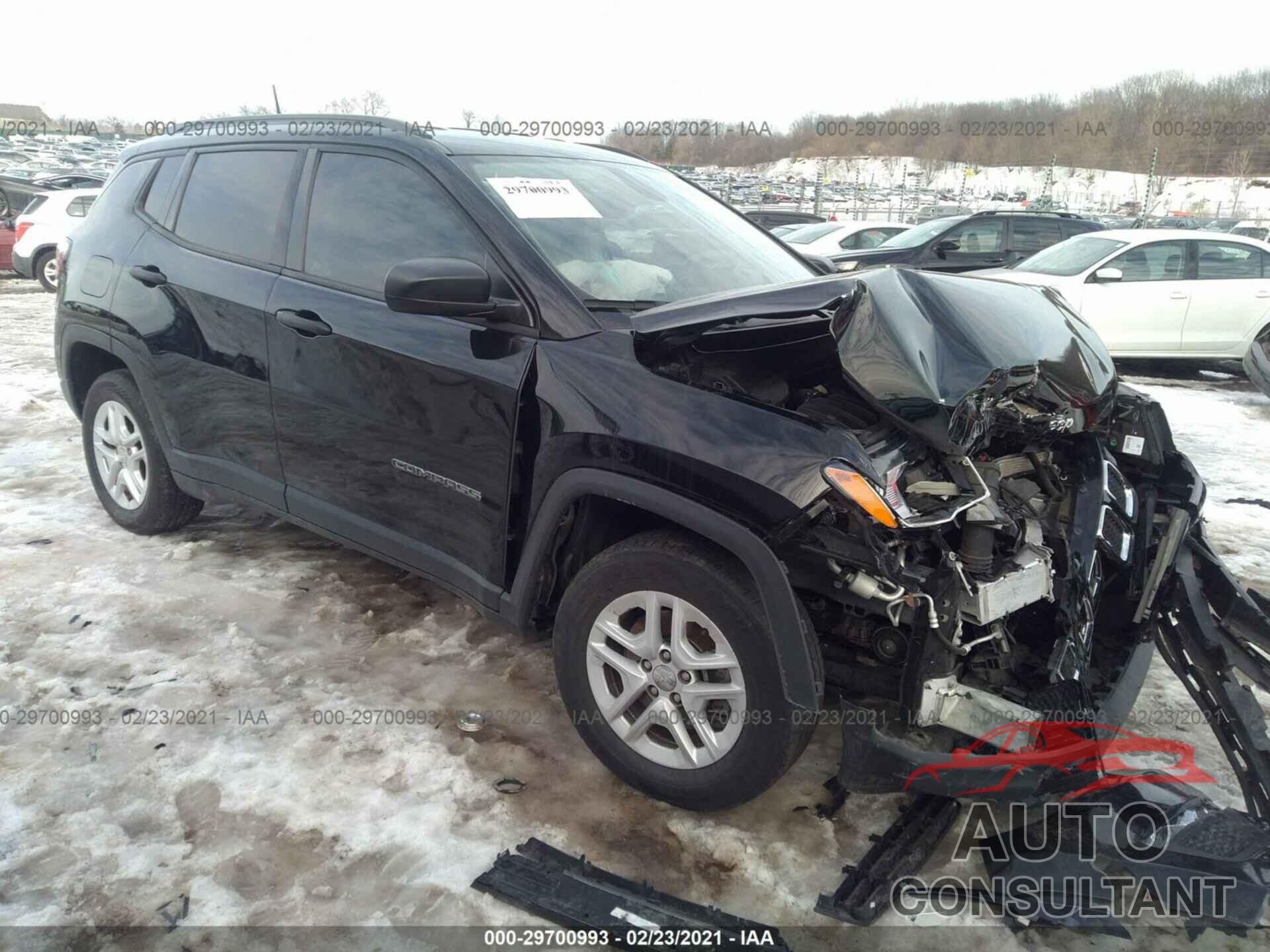 JEEP COMPASS 2018 - 3C4NJCAB8JT204120