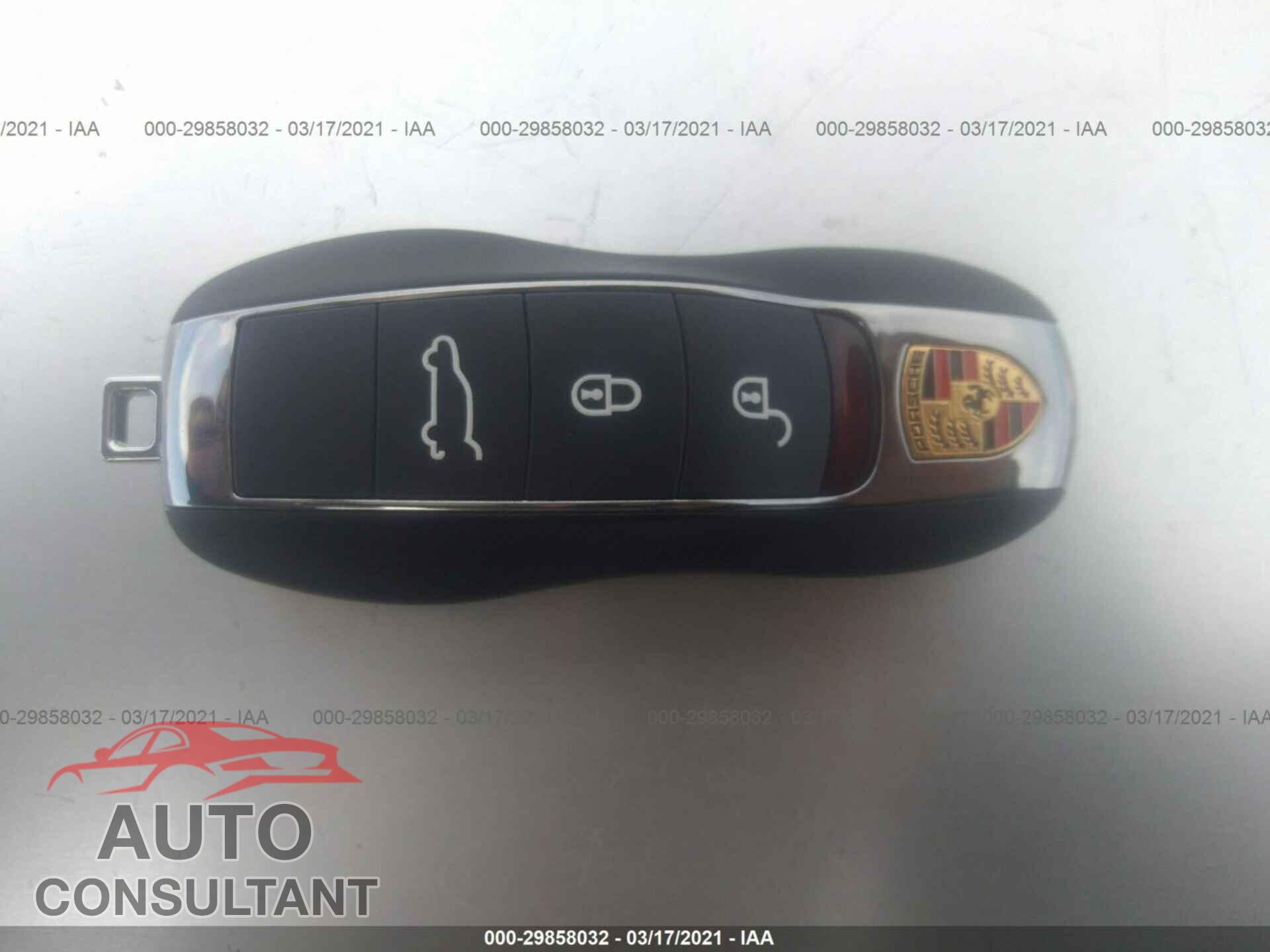PORSCHE CAYENNE 2017 - WP1AA2A26HKA90203