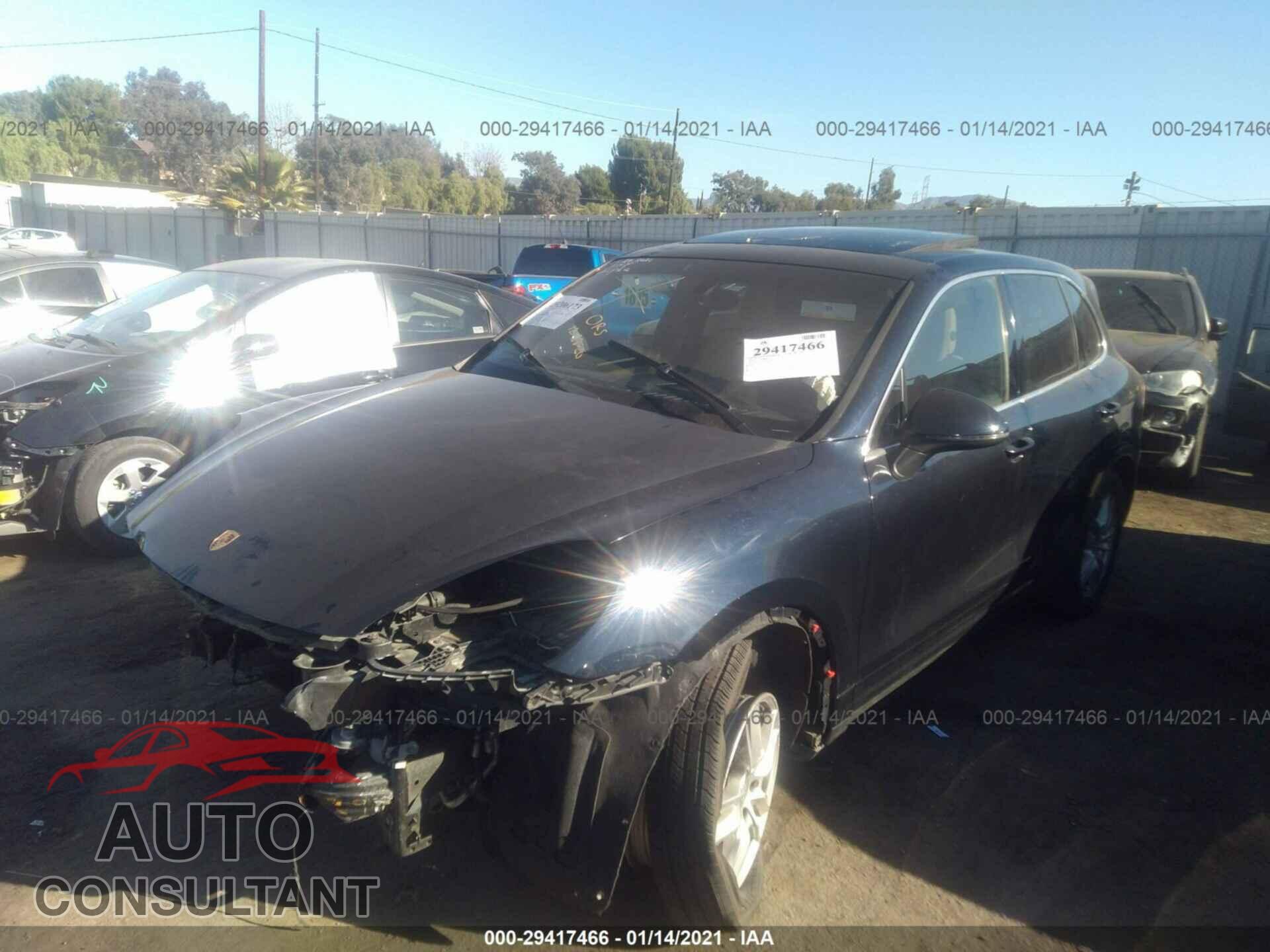 PORSCHE CAYENNE 2016 - WP1AA2A28GLA08898