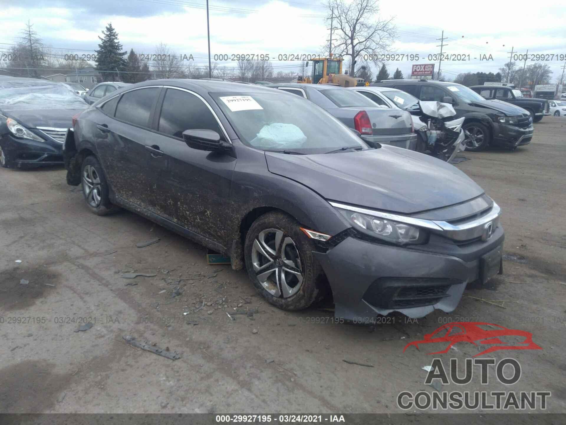 HONDA CIVIC SEDAN 2018 - 19XFC2F50JE001819