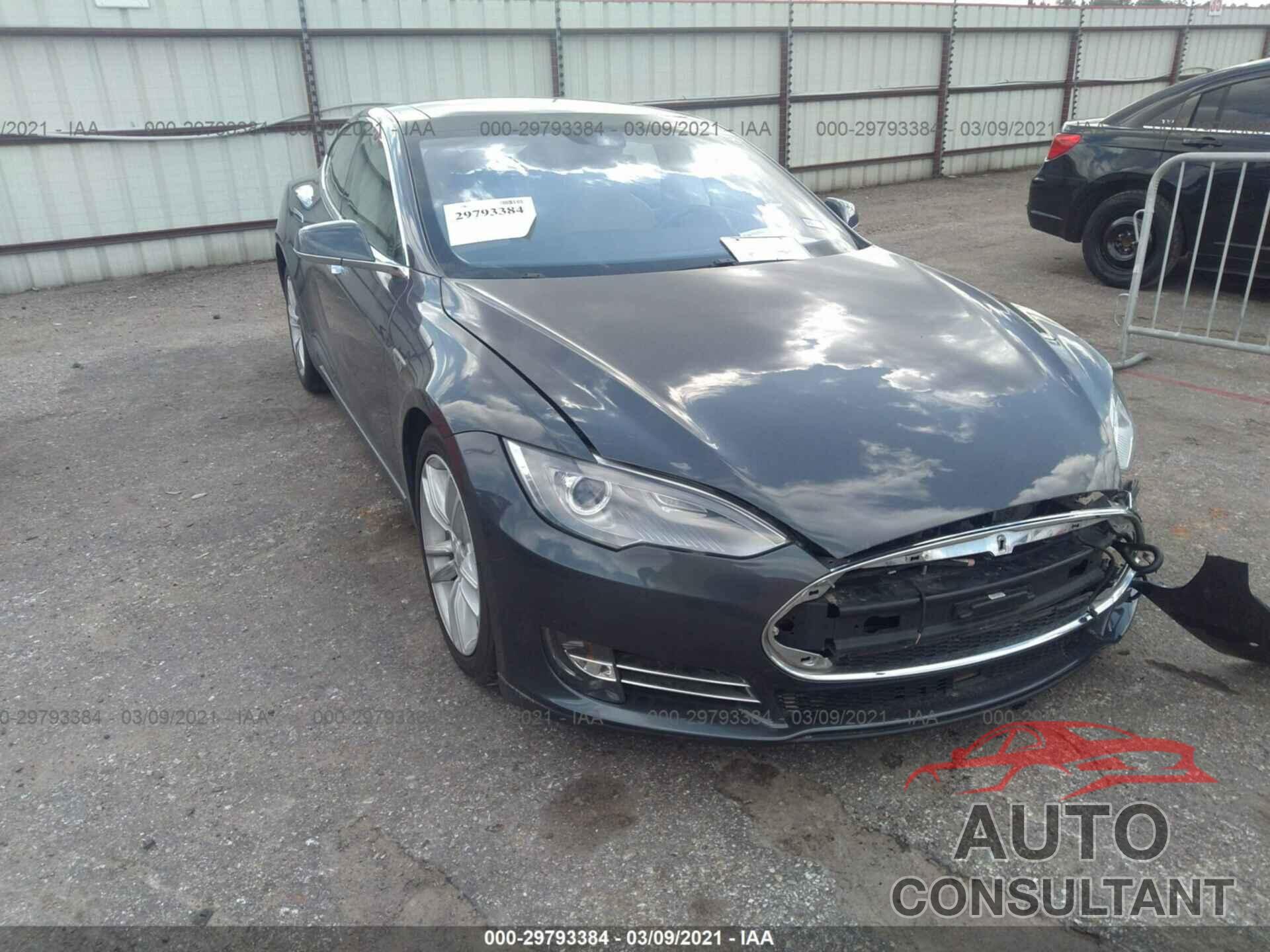 TESLA MODEL S 2016 - 5YJSA1E10GFP40172