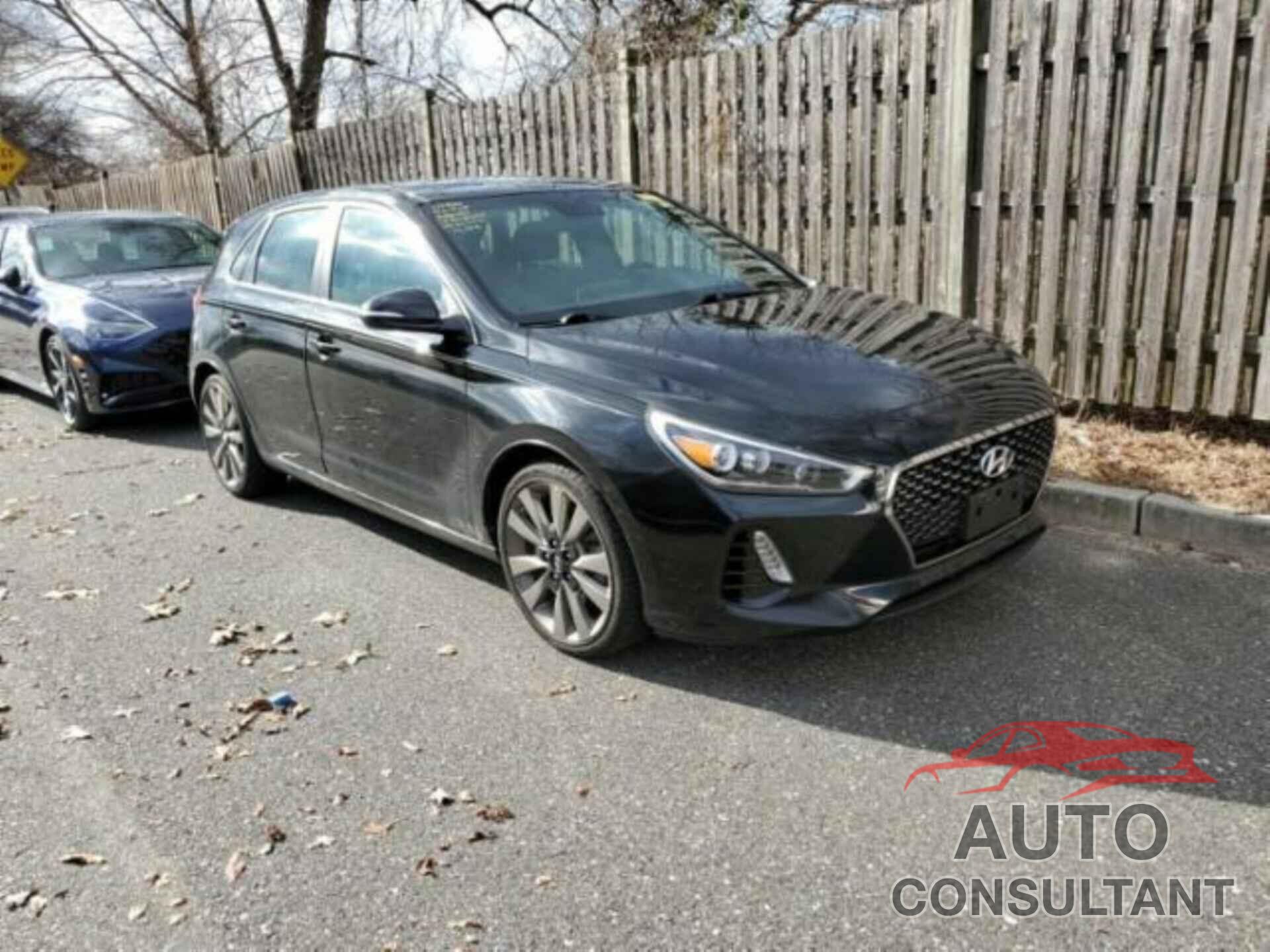 HYUNDAI ELANTRA GT 2018 - KMHH55LC7JU029489