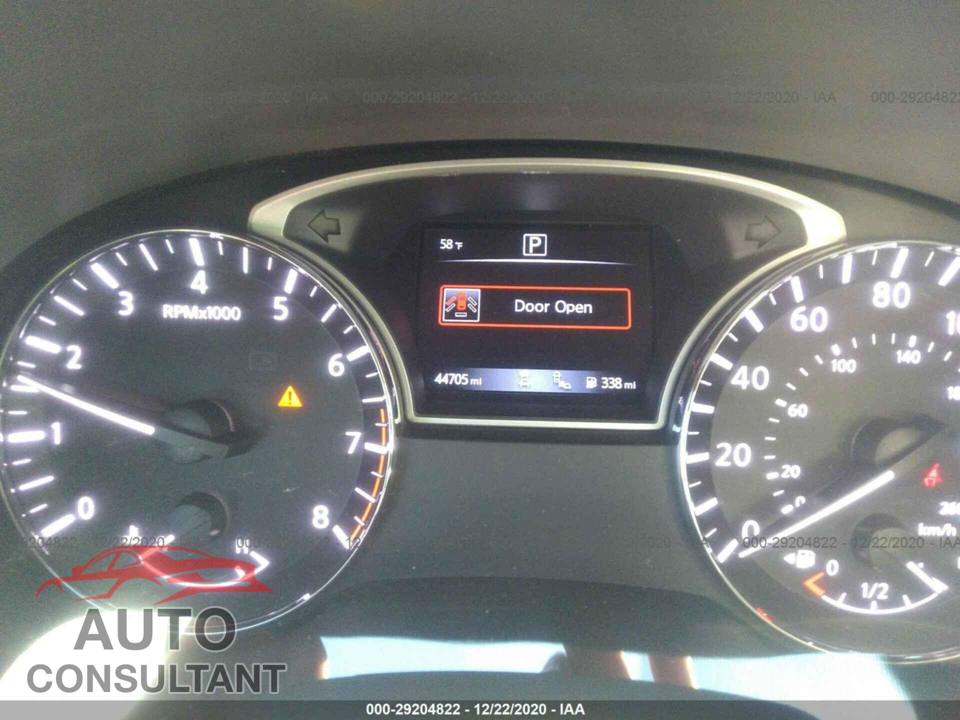 NISSAN PATHFINDER 2017 - 5N1DR2MN5HC640509