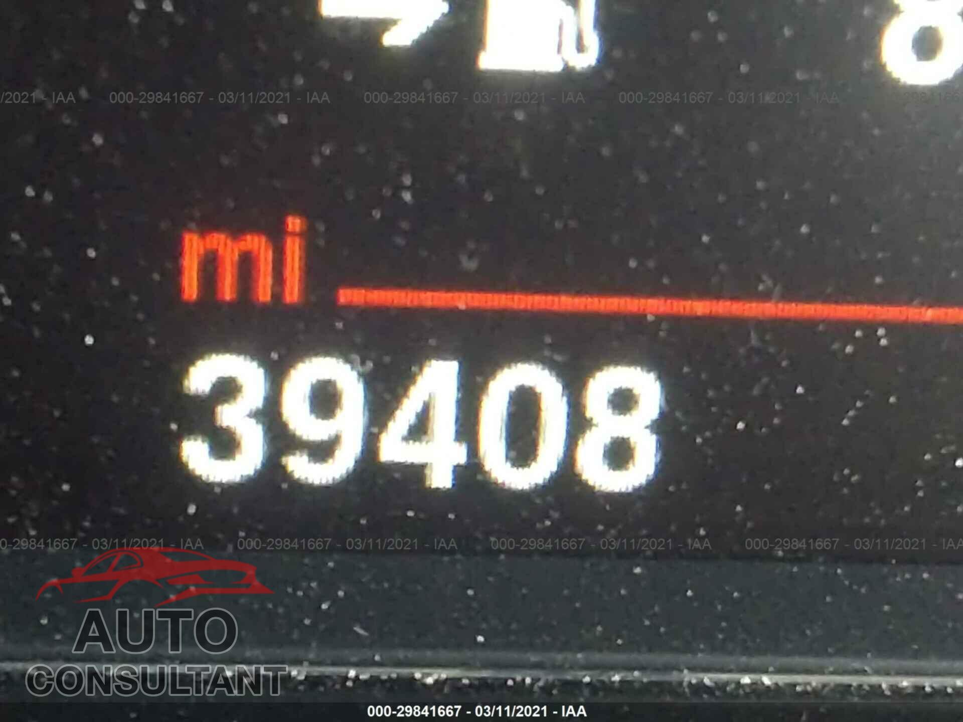 BMW 3 SERIES 2016 - WBA8E3G51GNU01588