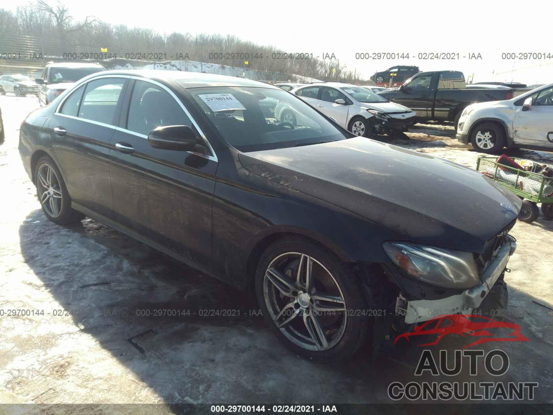 MERCEDES-BENZ E-CLASS 2017 - WDDZF4KB1HA092632