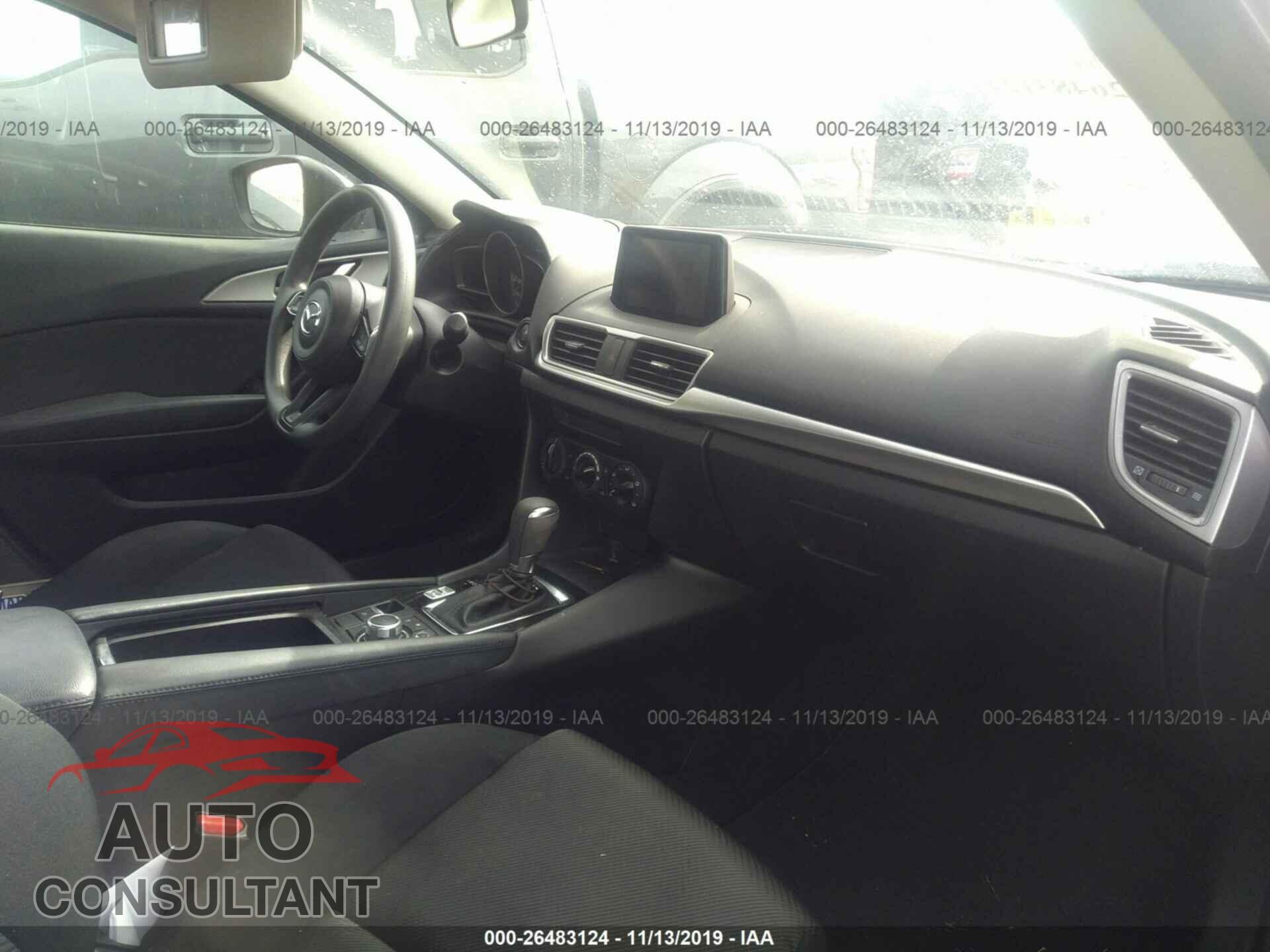 Mazda 3 2017 - 3MZBN1U74HM122681