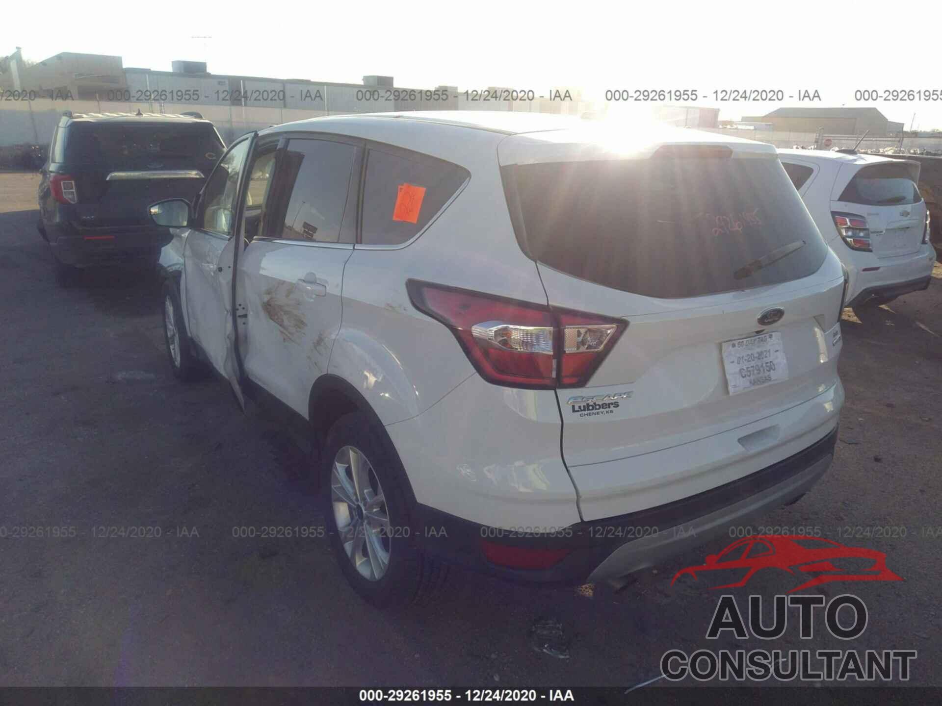 FORD ESCAPE 2017 - 1FMCU9GD2HUD78254
