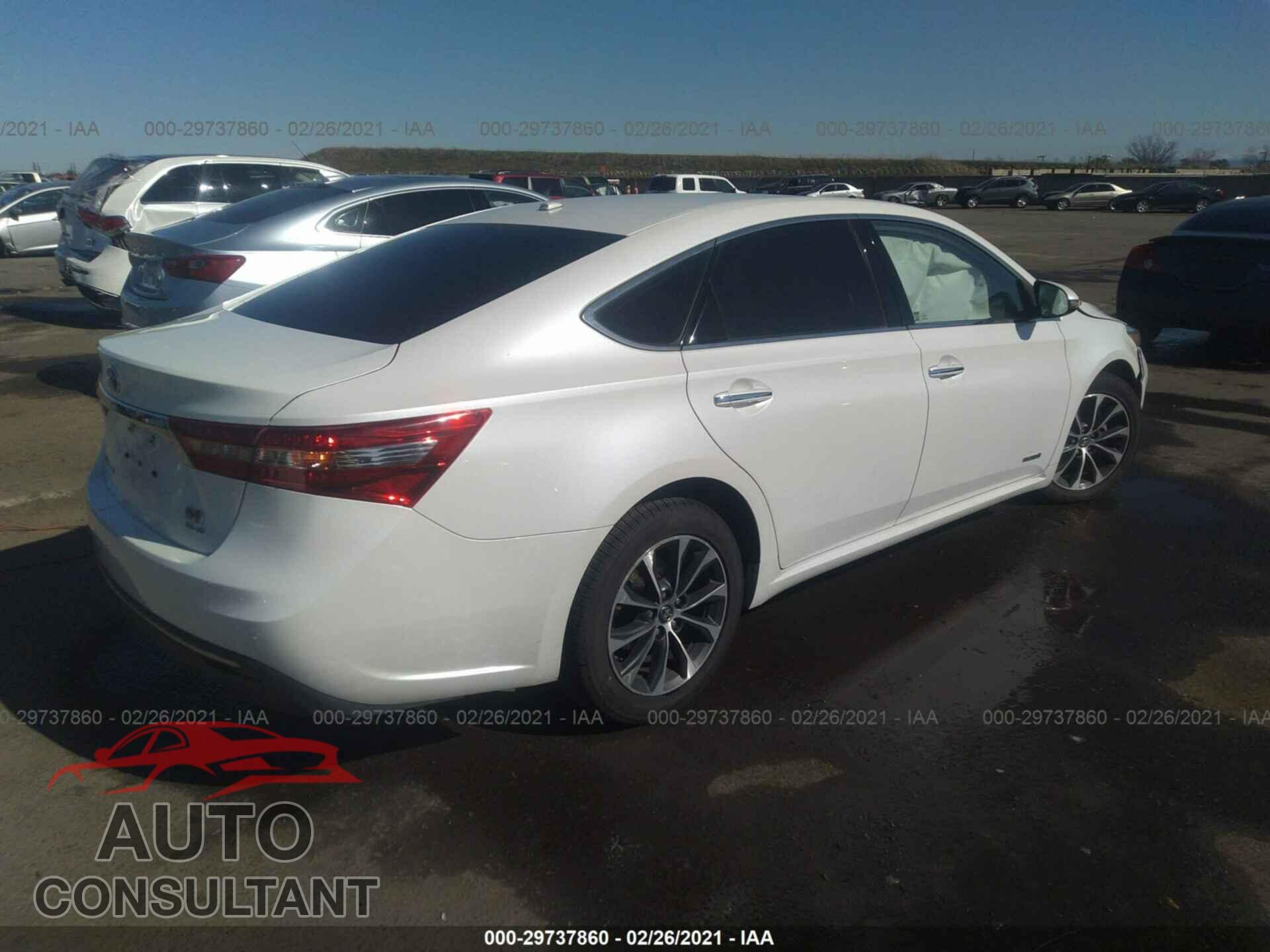 TOYOTA AVALON 2018 - 4T1BD1EB0JU063473