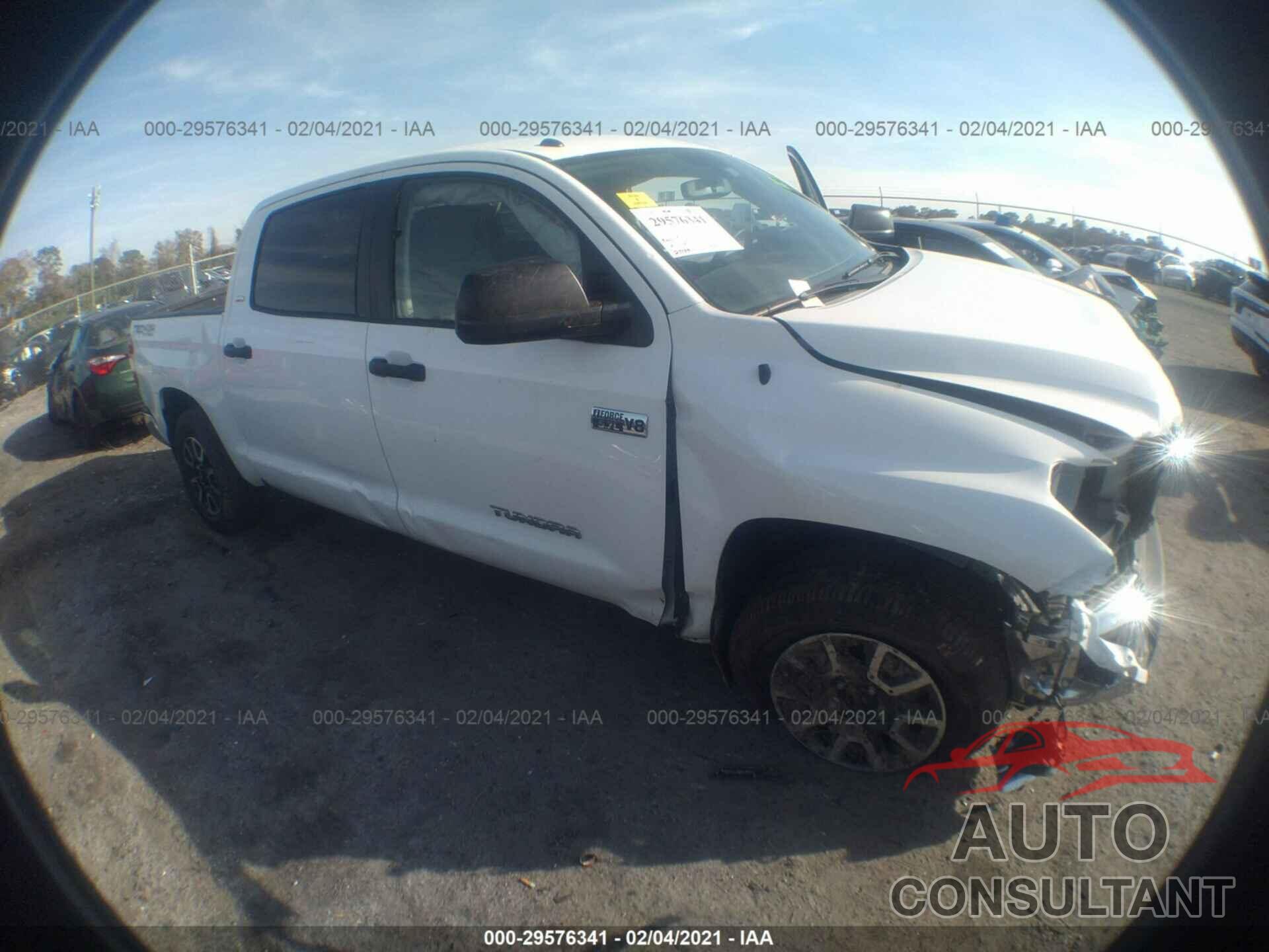 TOYOTA TUNDRA 4WD 2017 - 5TFDW5F13HX662493