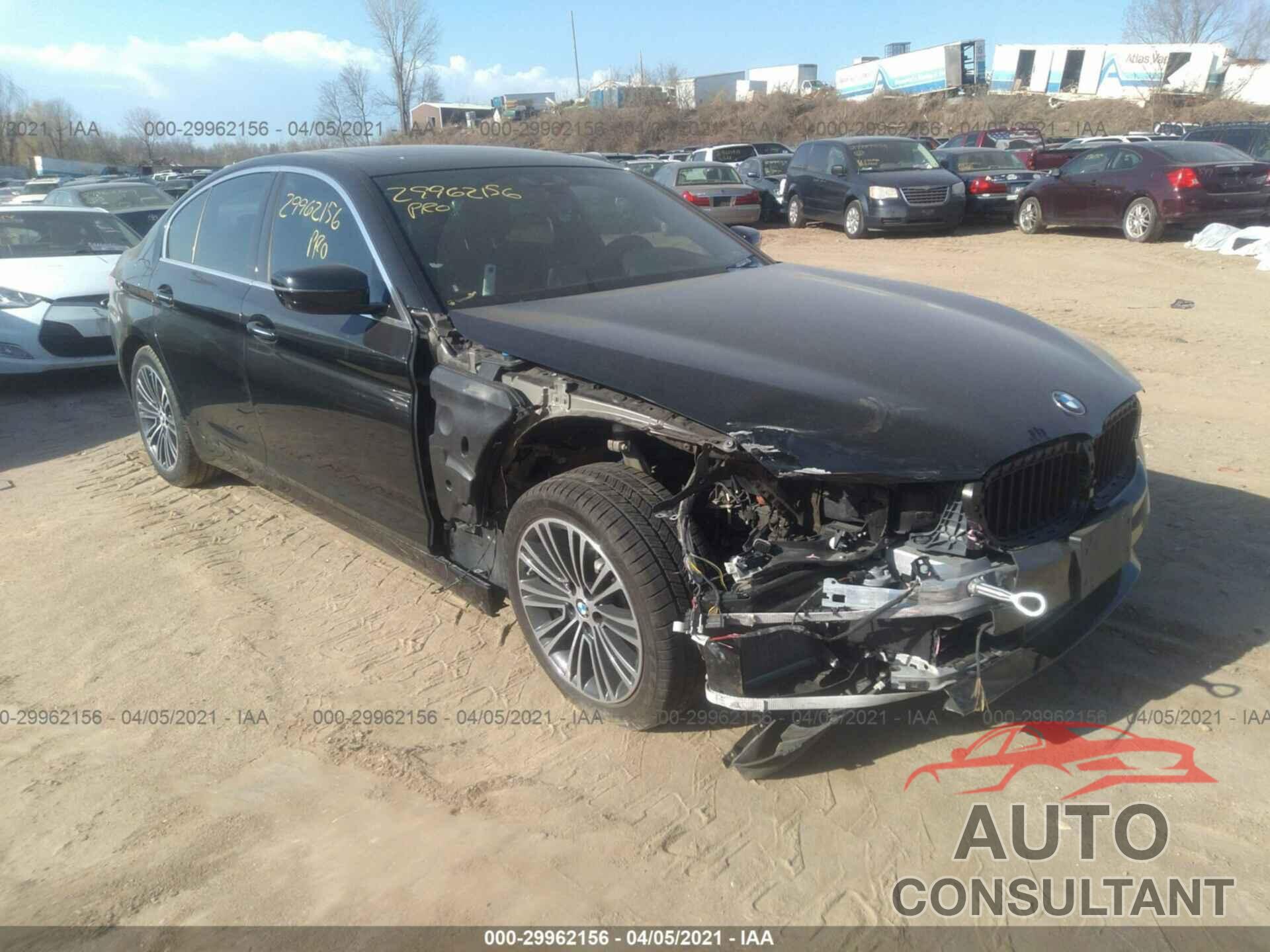 BMW 5 SERIES 2017 - WBAJA7C38HG903626