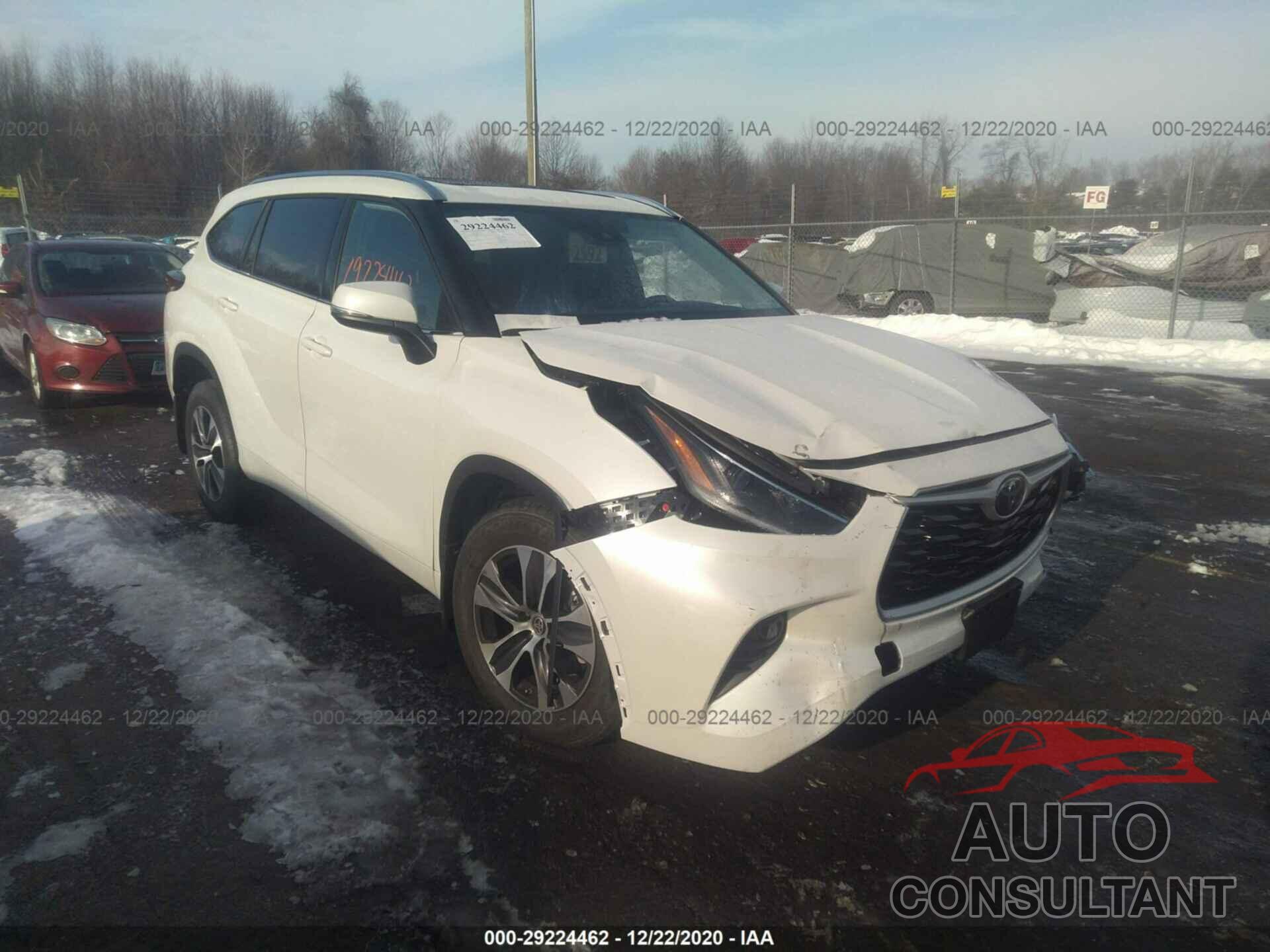 TOYOTA HIGHLANDER 2021 - 5TDHZRBH5MS062352