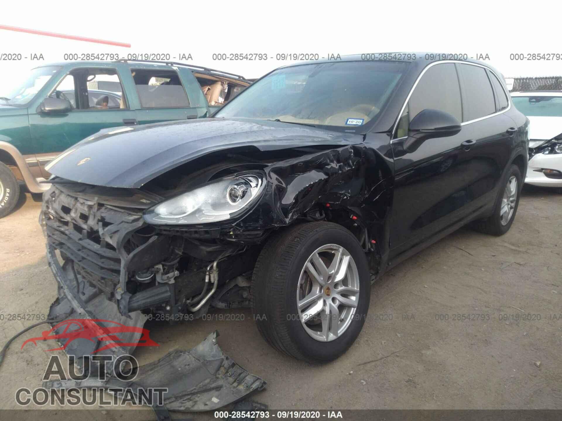 PORSCHE CAYENNE 2016 - WP1AA2A26GLA11136