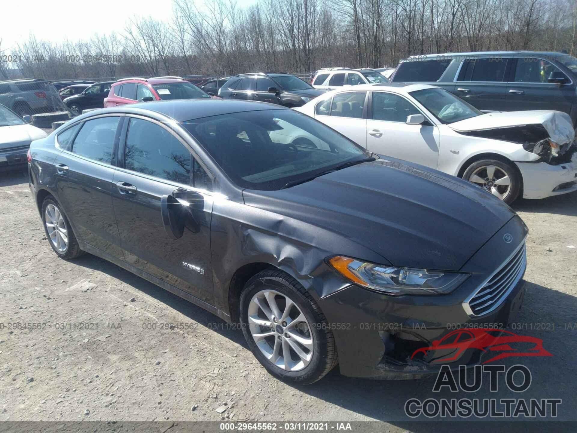 FORD FUSION HYBRID 2019 - 3FA6P0LU2KR266830