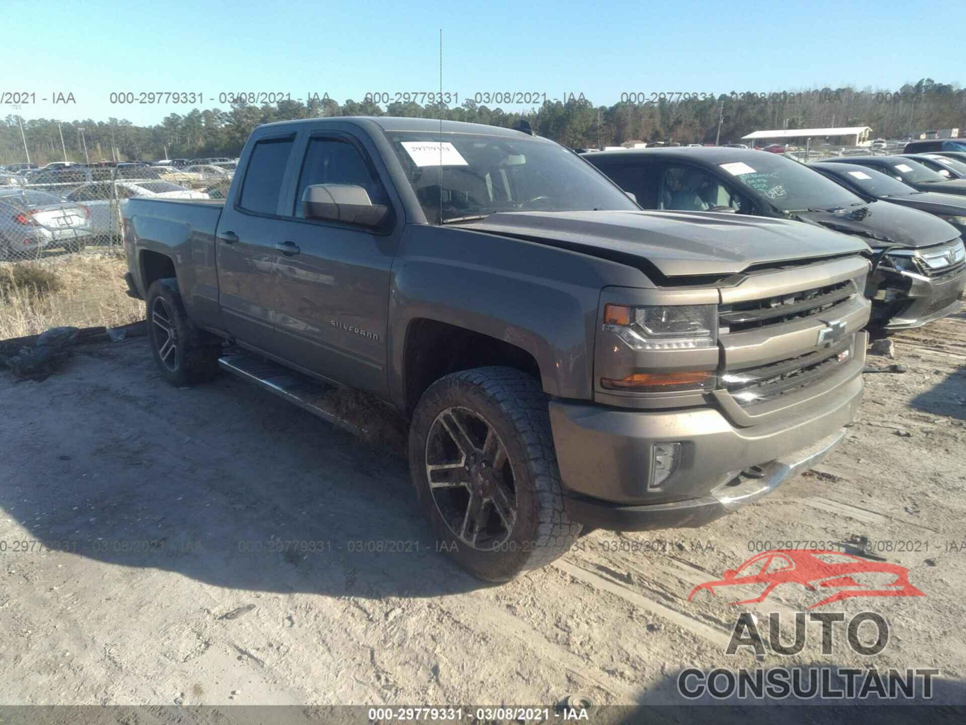 CHEVROLET SILVERADO 1500 2017 - 1GCVKREC5HZ192837
