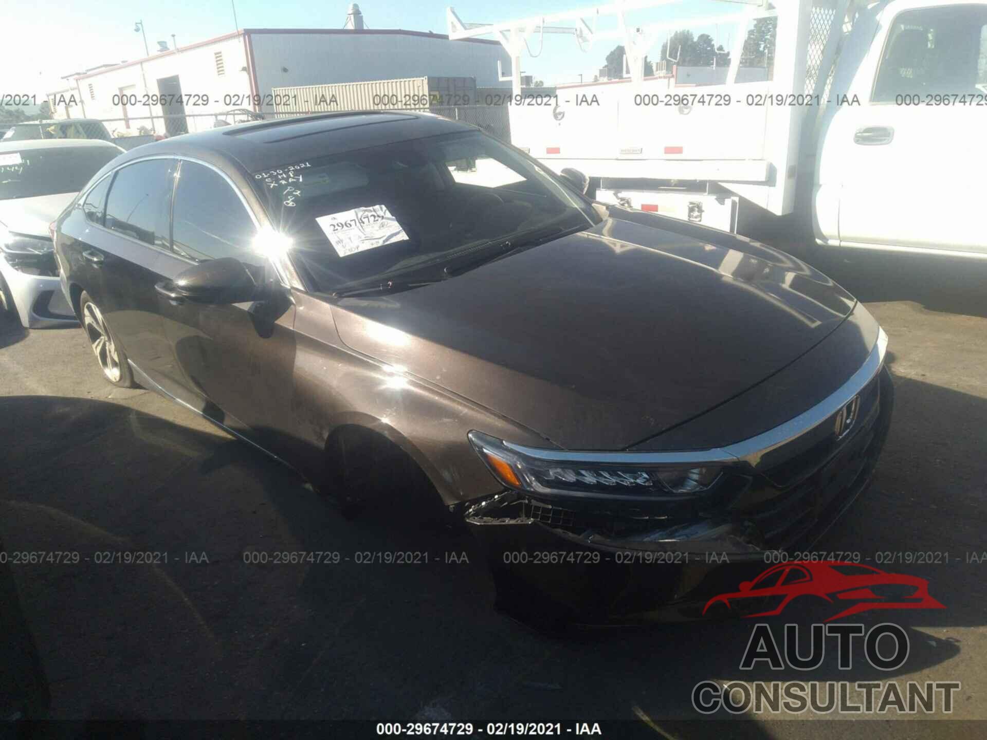HONDA ACCORD SEDAN 2018 - 1HGCV1F59JA066311