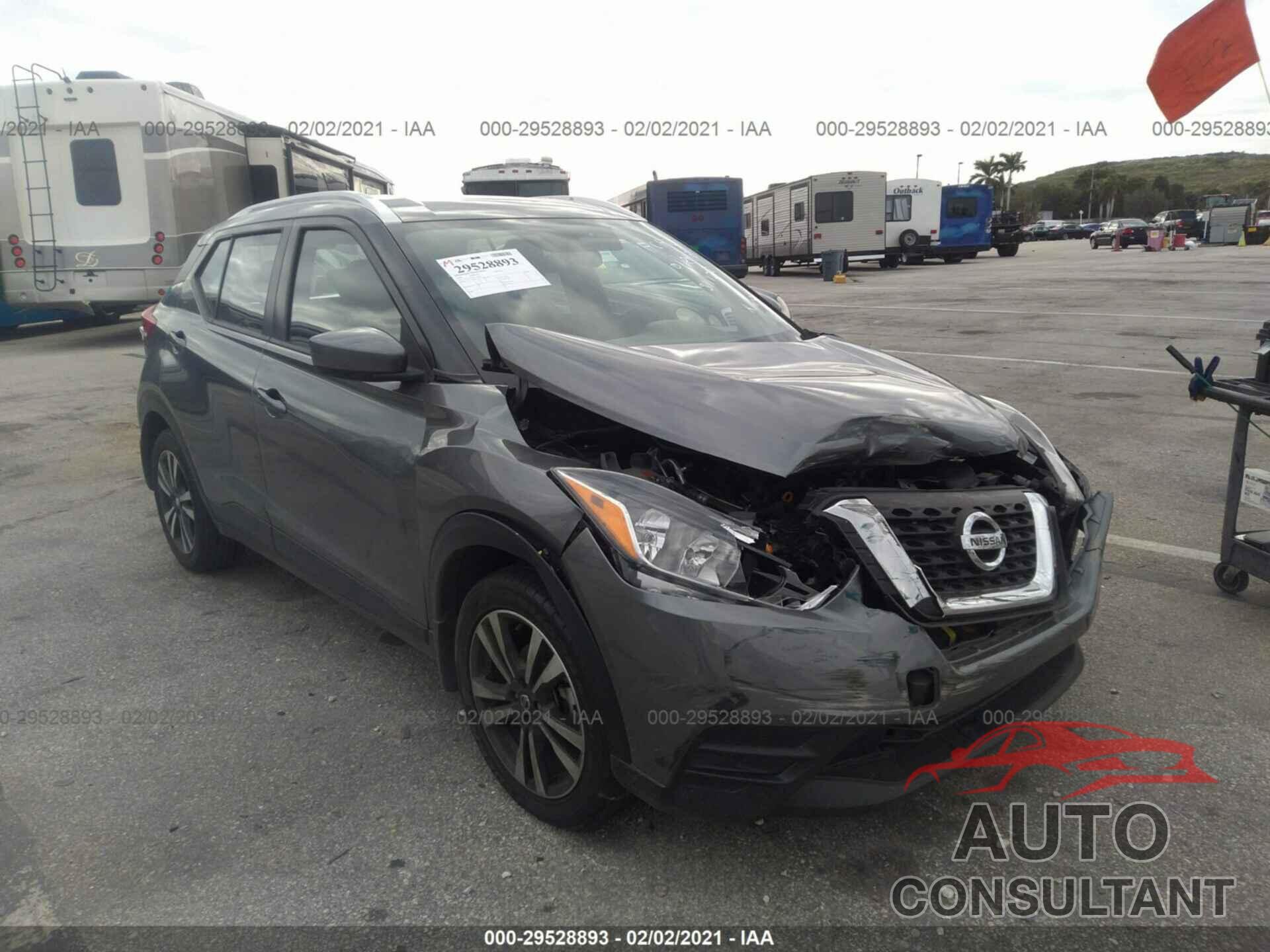 NISSAN KICKS 2018 - 3N1CP5CU9JL511122