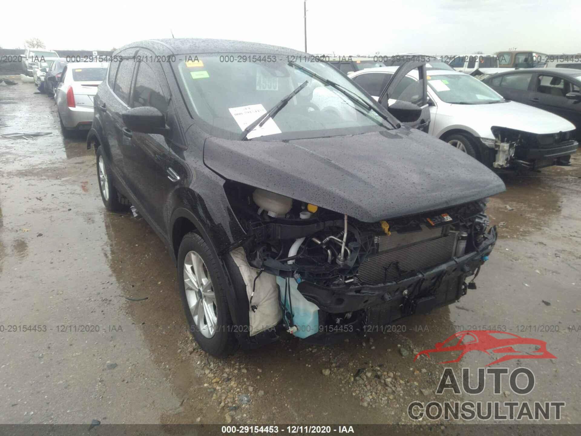 FORD ESCAPE 2019 - 1FMCU0GD5KUB57654