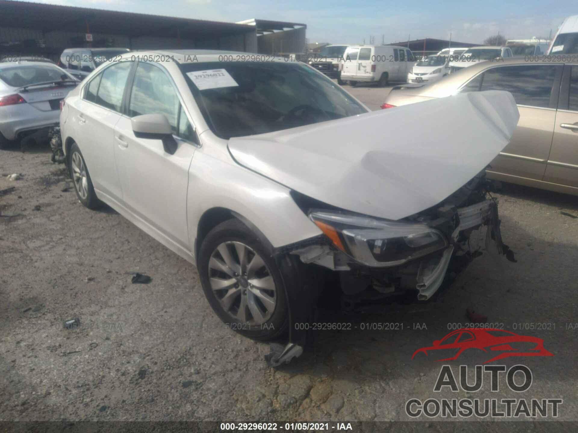 SUBARU LEGACY 2017 - 4S3BNAD6XH3033435