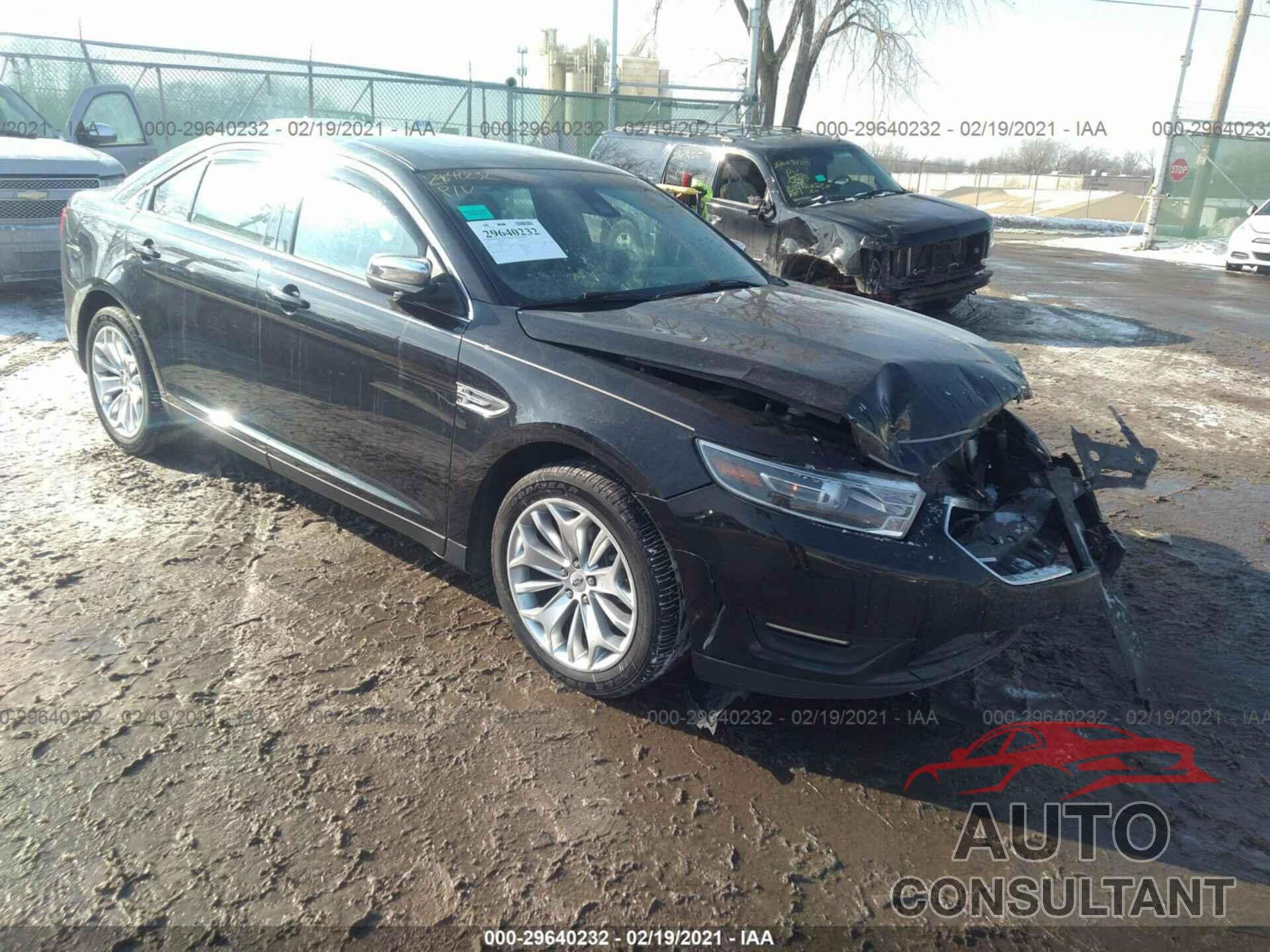 FORD TAURUS 2019 - 1FAHP2F83KG101217