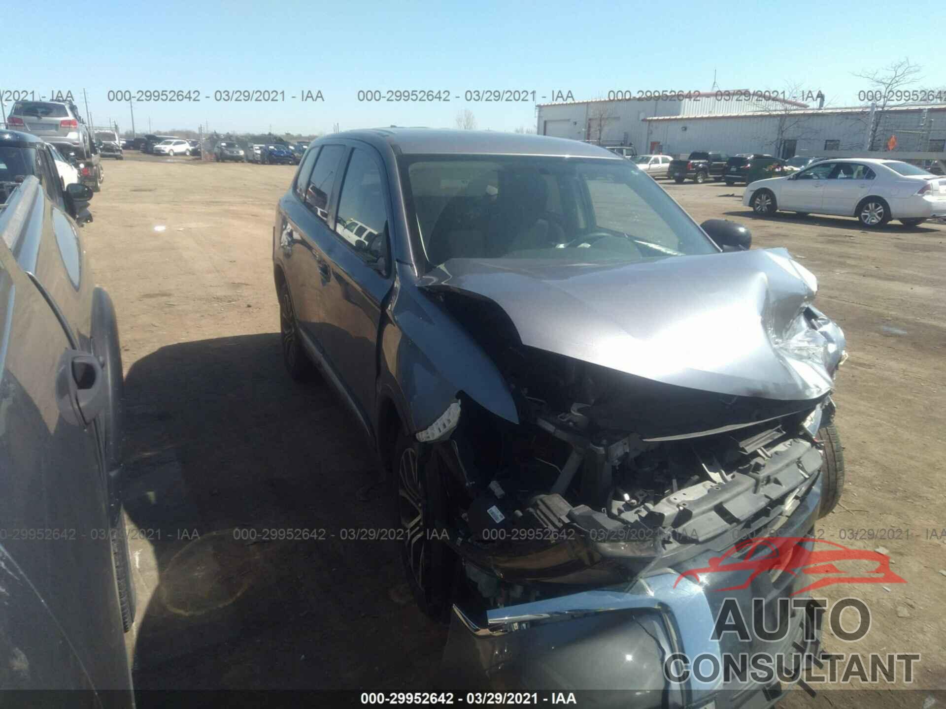 MITSUBISHI OUTLANDER 2018 - JA4AZ3A36JZ057542