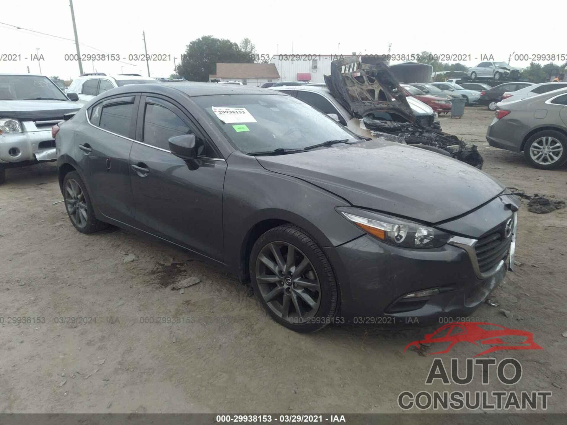 MAZDA MAZDA3 4-DOOR 2018 - 3MZBN1V34JM159408