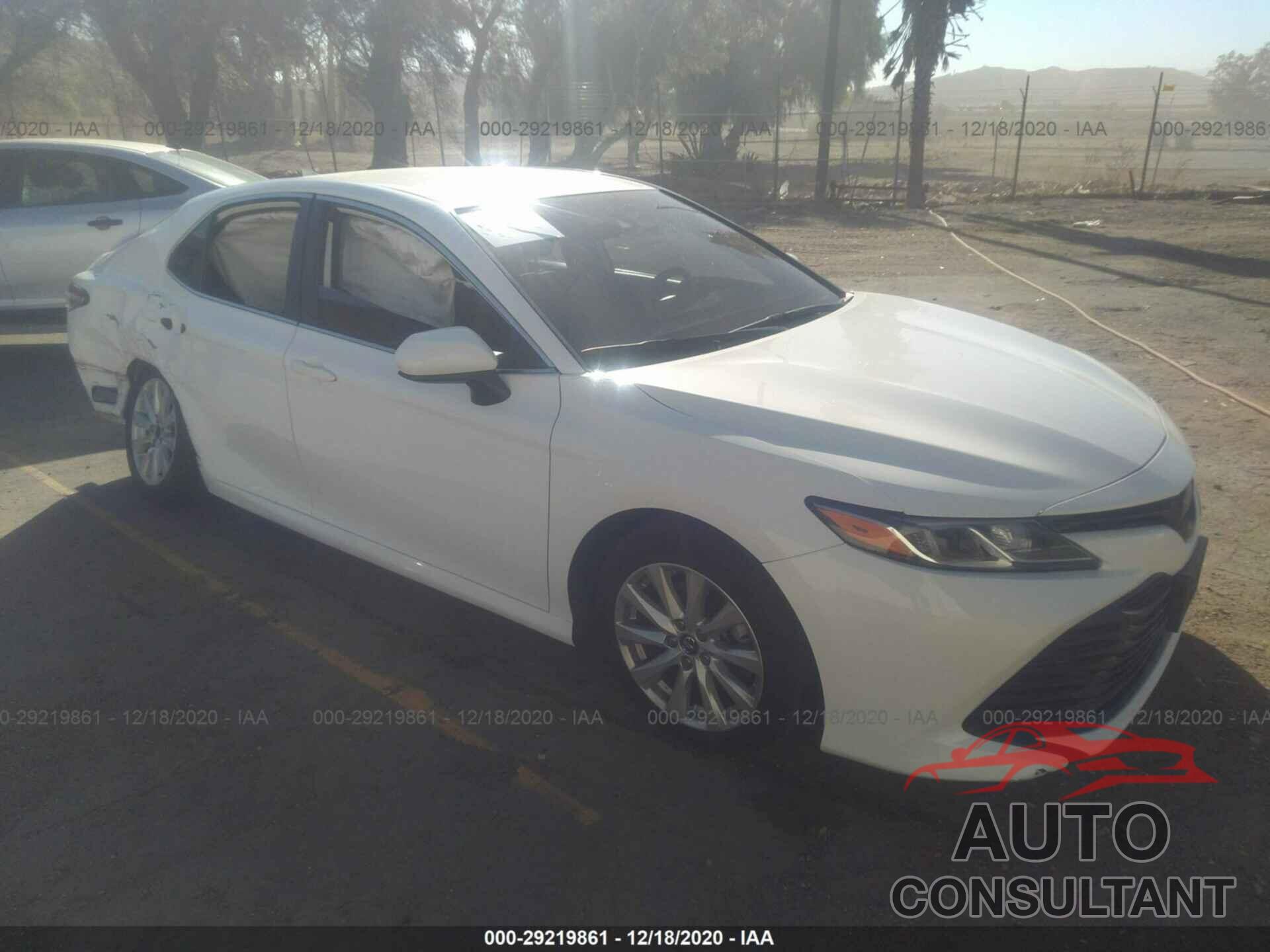 TOYOTA CAMRY 2019 - 4T1B11HKXKU215863