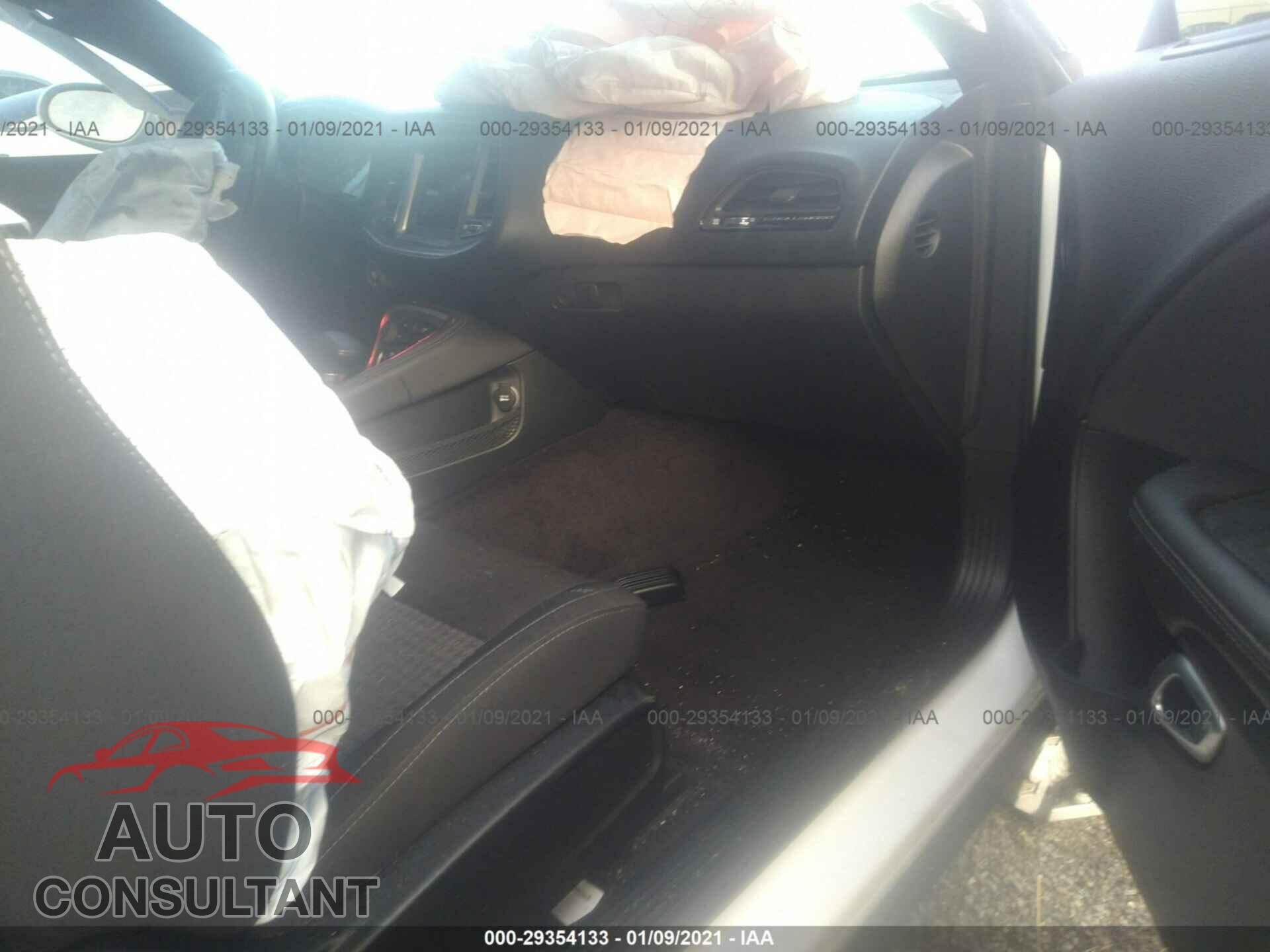 DODGE CHALLENGER 2019 - 2C3CDZAG5KH503317