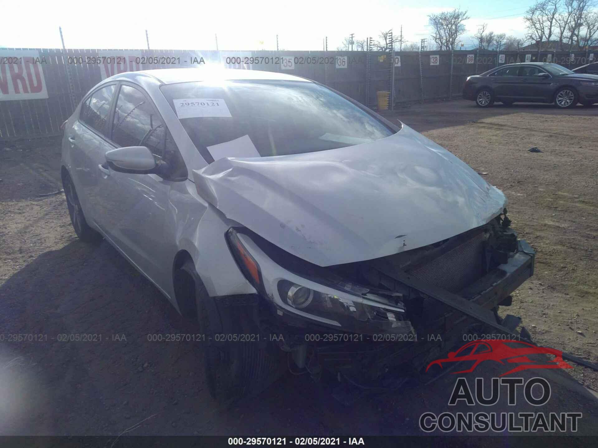 KIA FORTE 2018 - 3KPFL4A79JE214420