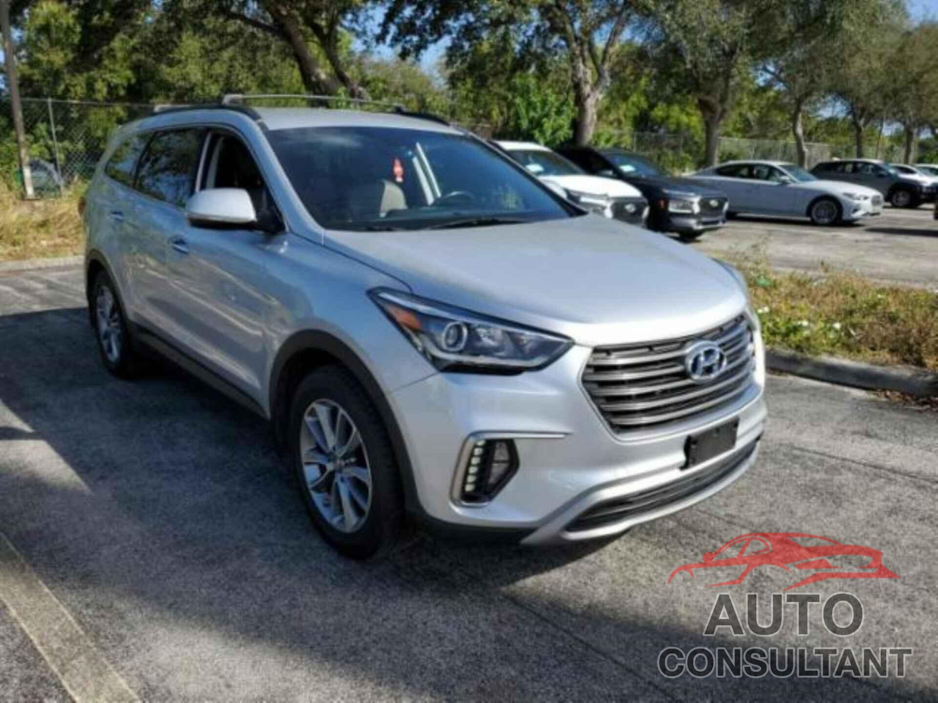 HYUNDAI SANTA FE 2018 - KM8SN4HF2JU290077