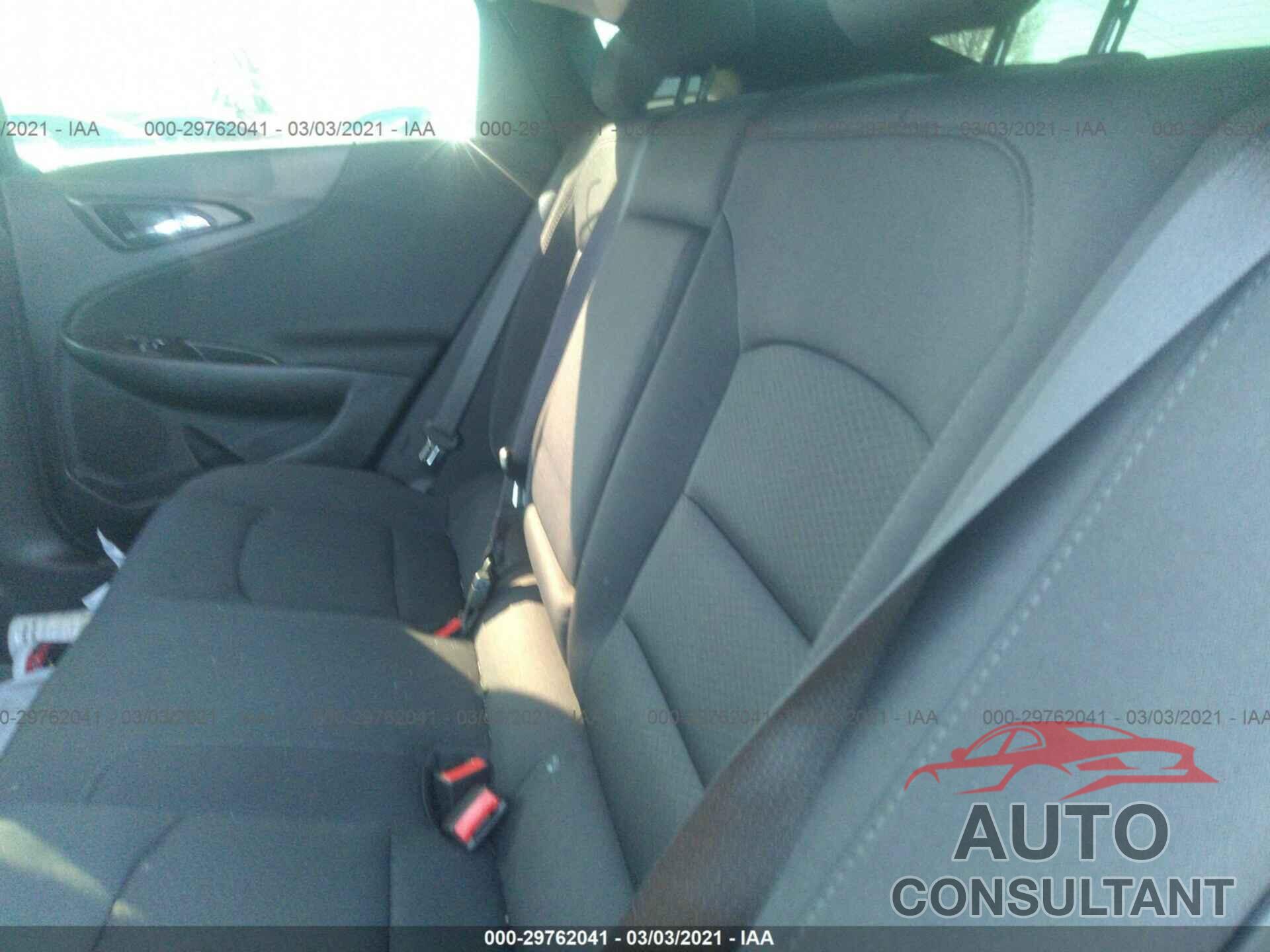 CHEVROLET MALIBU 2019 - 1G1ZD5ST7KF146811