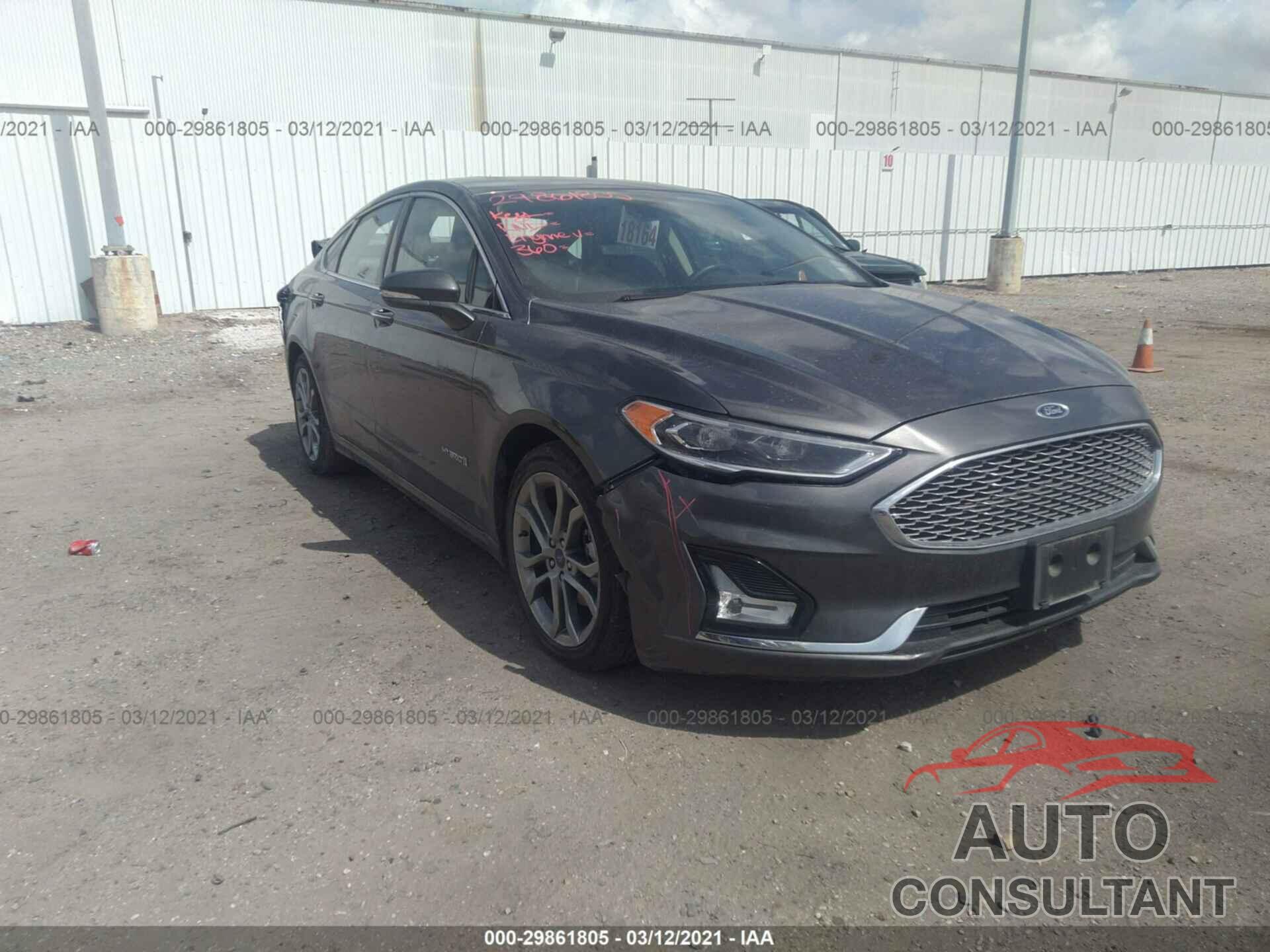 FORD FUSION HYBRID 2019 - 3FA6P0RU4KR202845