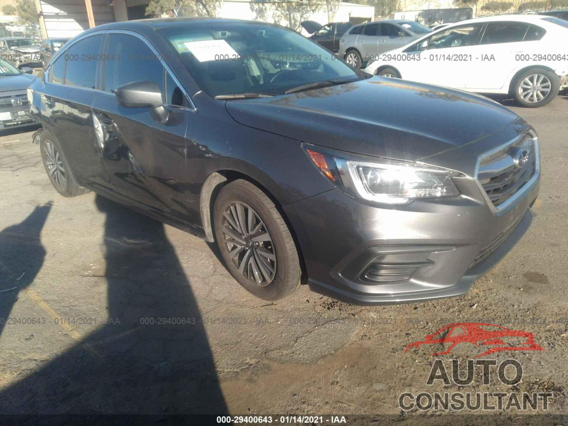 SUBARU LEGACY 2019 - 4S3BNAF67K3037026