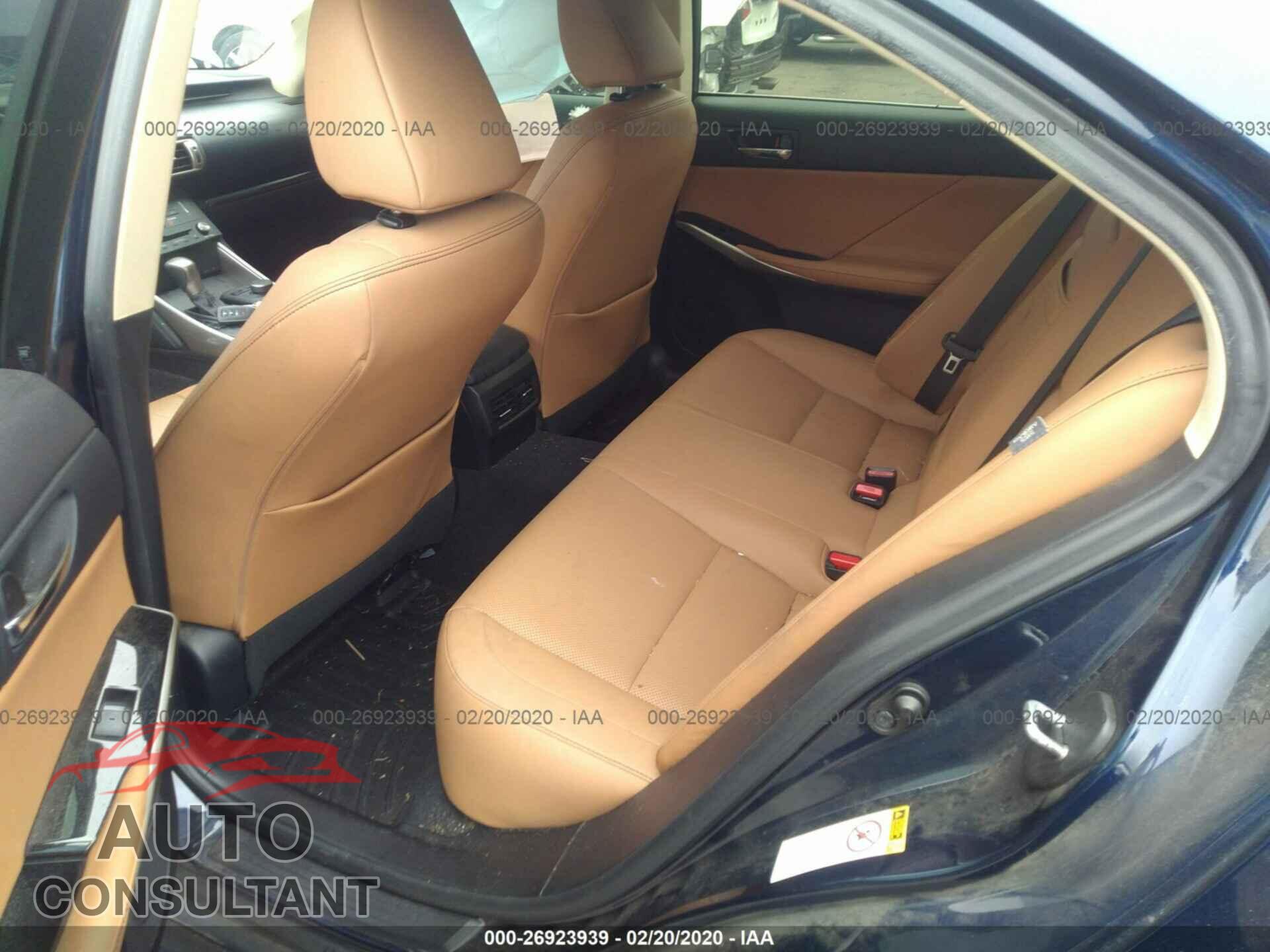 LEXUS IS 2015 - JTHBF1D24F5063136