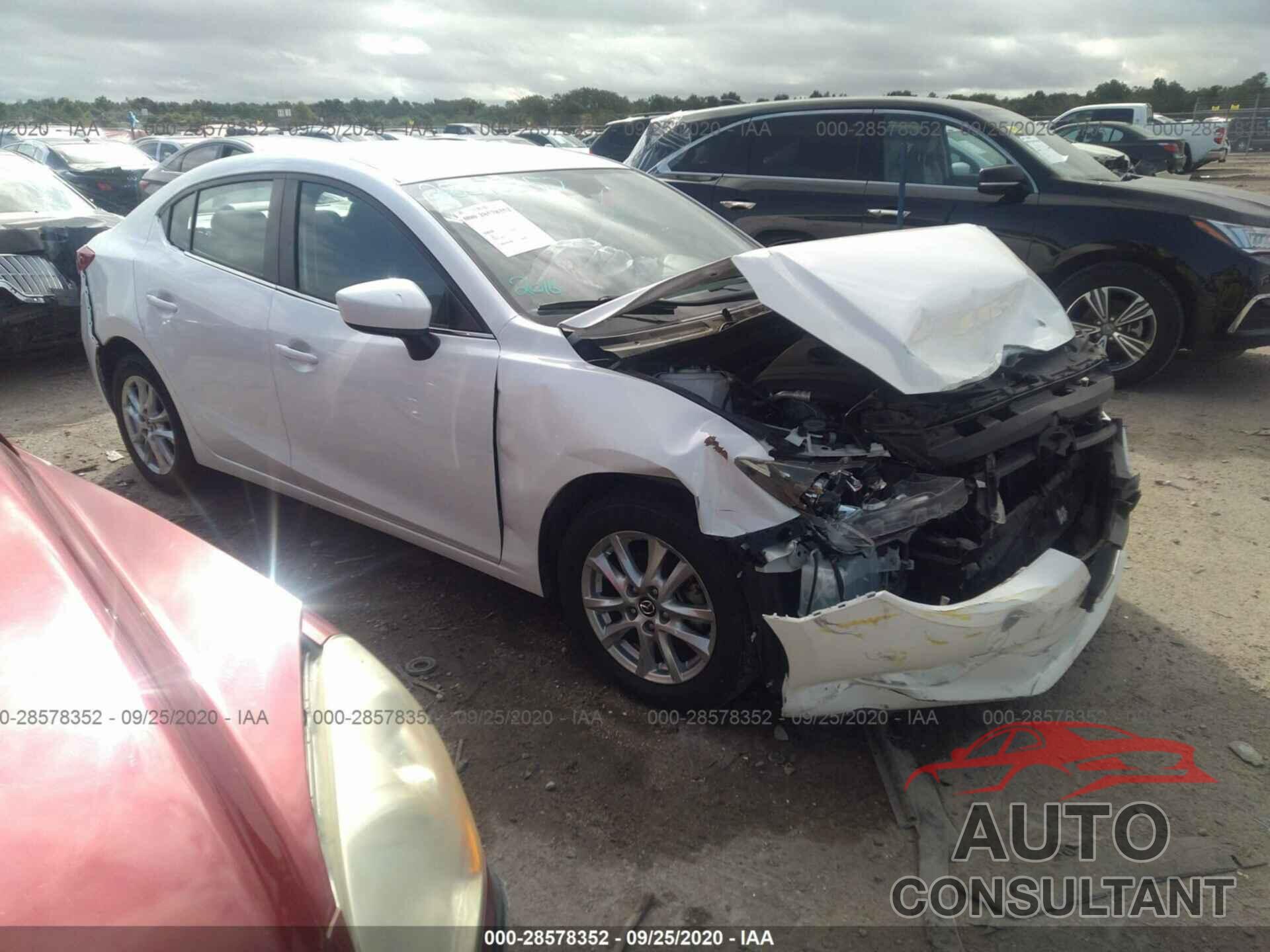 MAZDA MAZDA3 2016 - JM1BM1U77G1282152