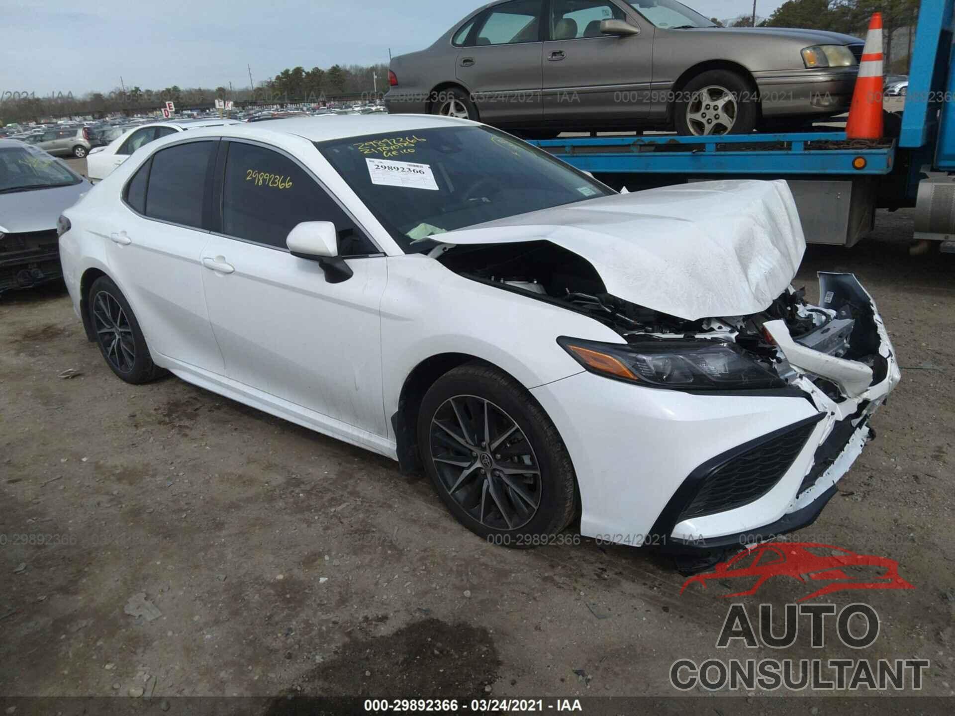 TOYOTA CAMRY 2021 - 4T1G11BK5MU024269