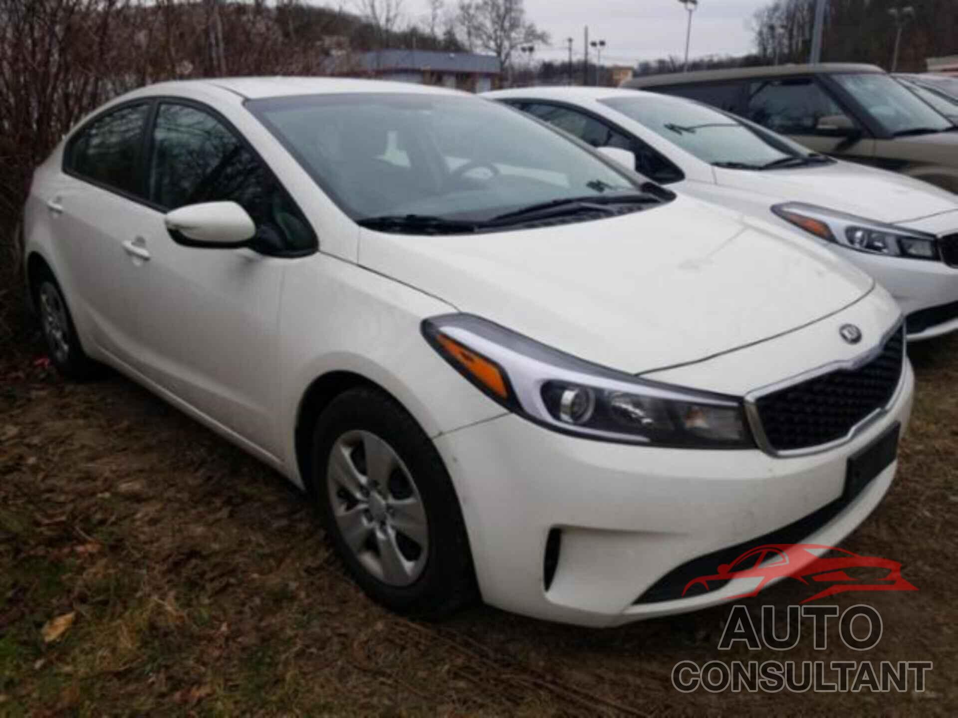 KIA FORTE 2018 - 3KPFK4A79JE189957