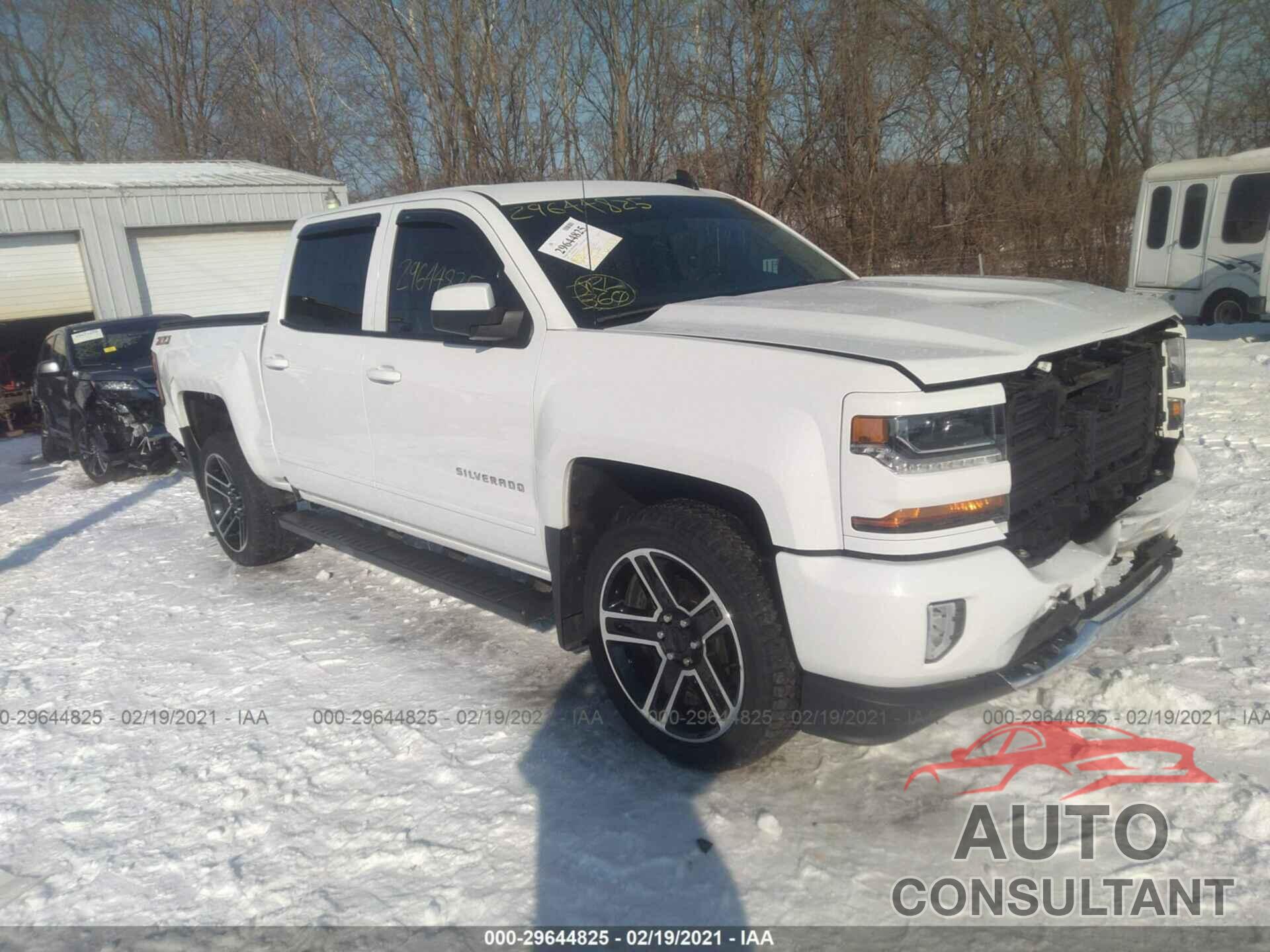 CHEVROLET SILVERADO 1500 2017 - 3GCUKREC6HG204702