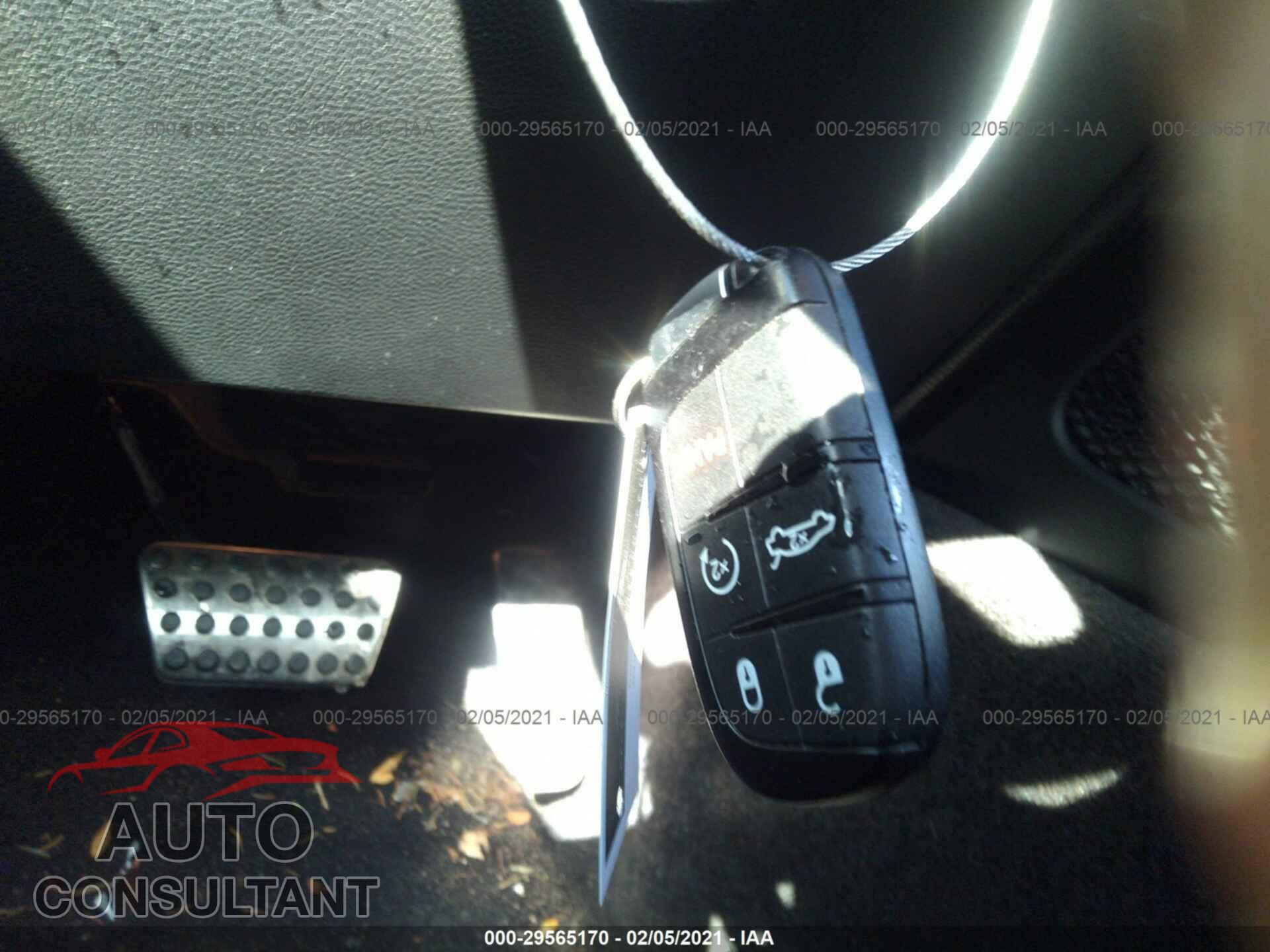 DODGE CHALLENGER 2017 - 2C3CDZAG1HH527560