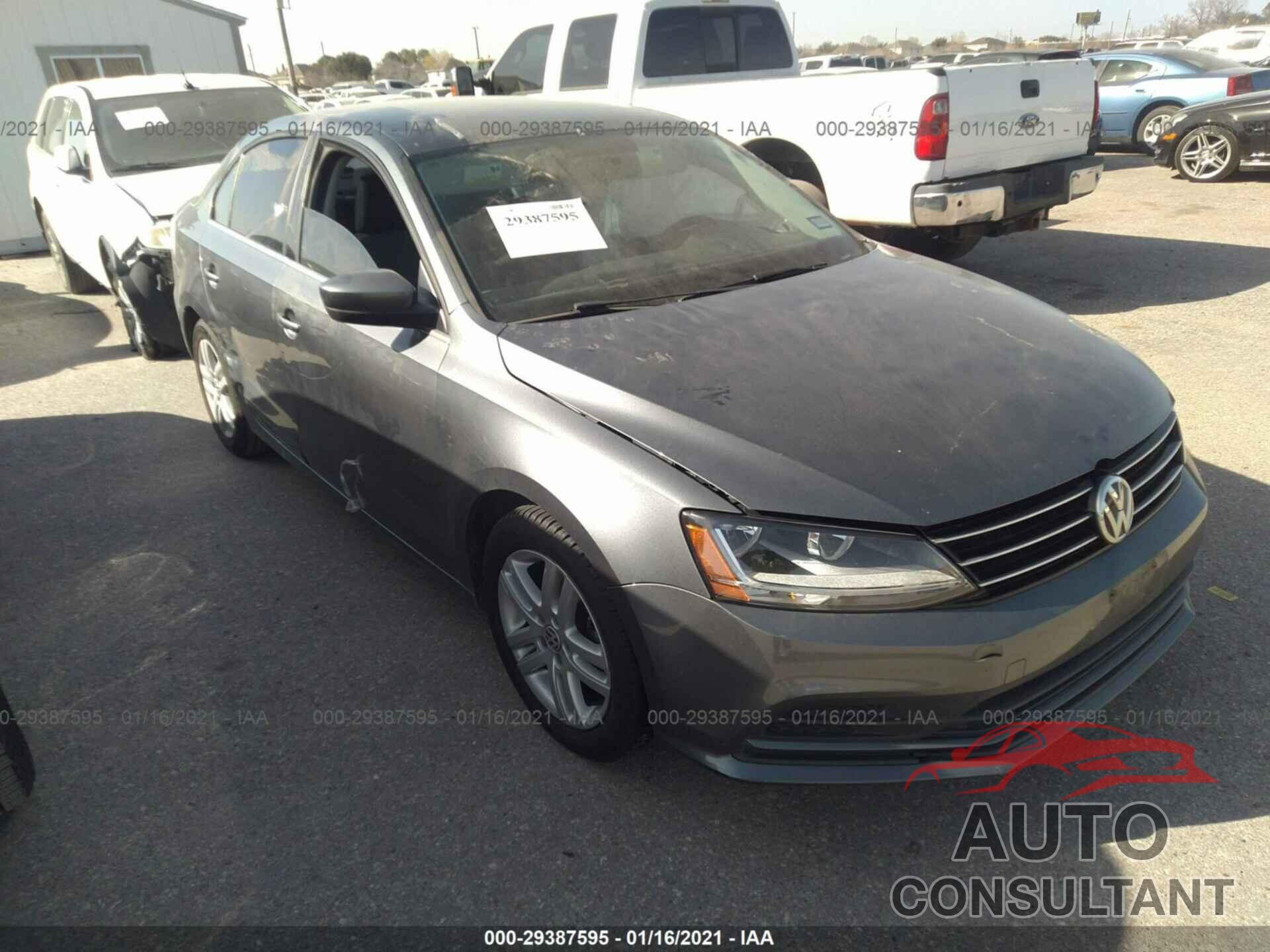 VOLKSWAGEN JETTA 2017 - 3VW2B7AJXHM319060