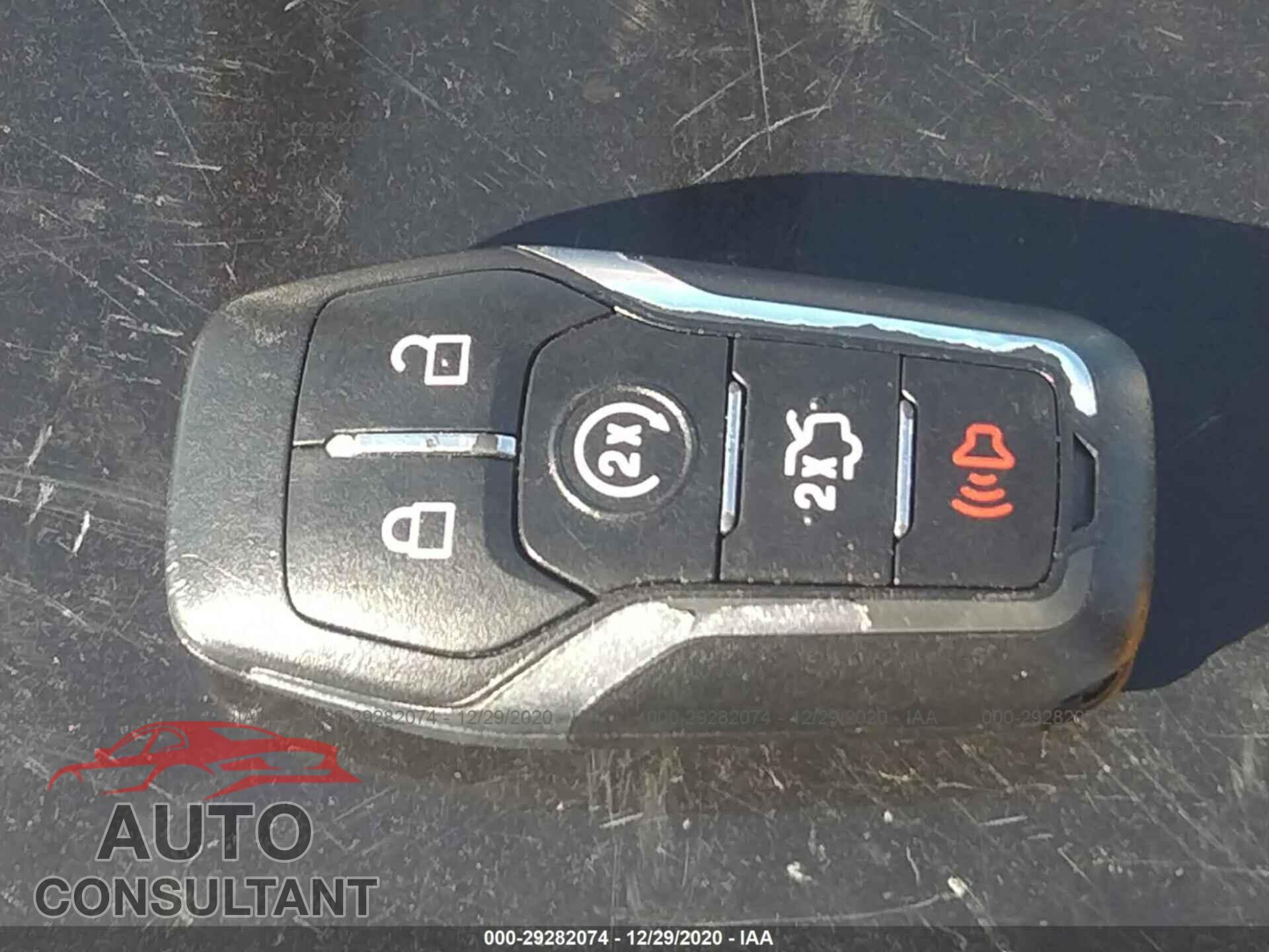 FORD MUSTANG 2016 - 1FA6P8AM9G5240799